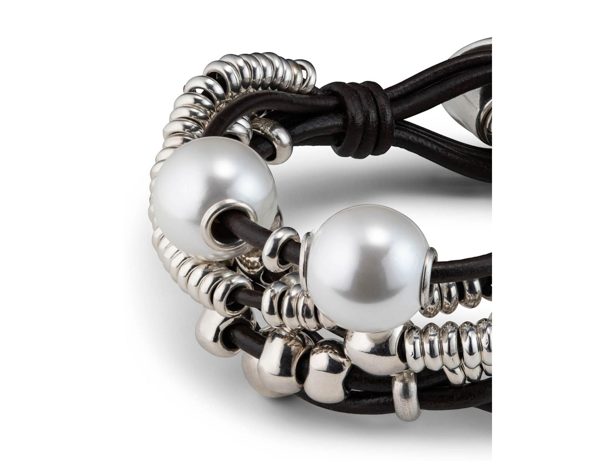 Smooth Leather Loop Bracelet — Image 3