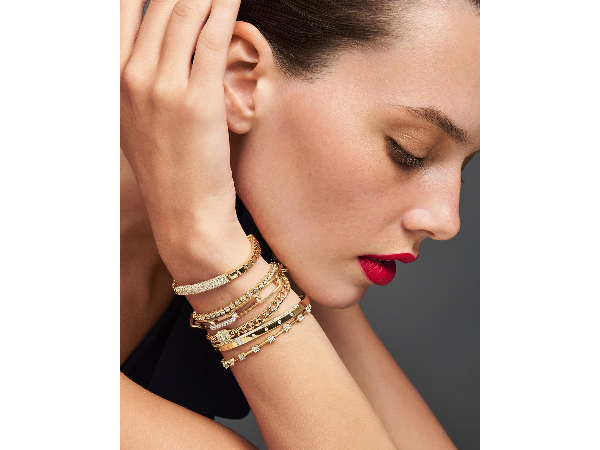 Diamond Flower Cluster Station Bracelet in 14K Yellow Gold, 1.00 tcw — Image 3