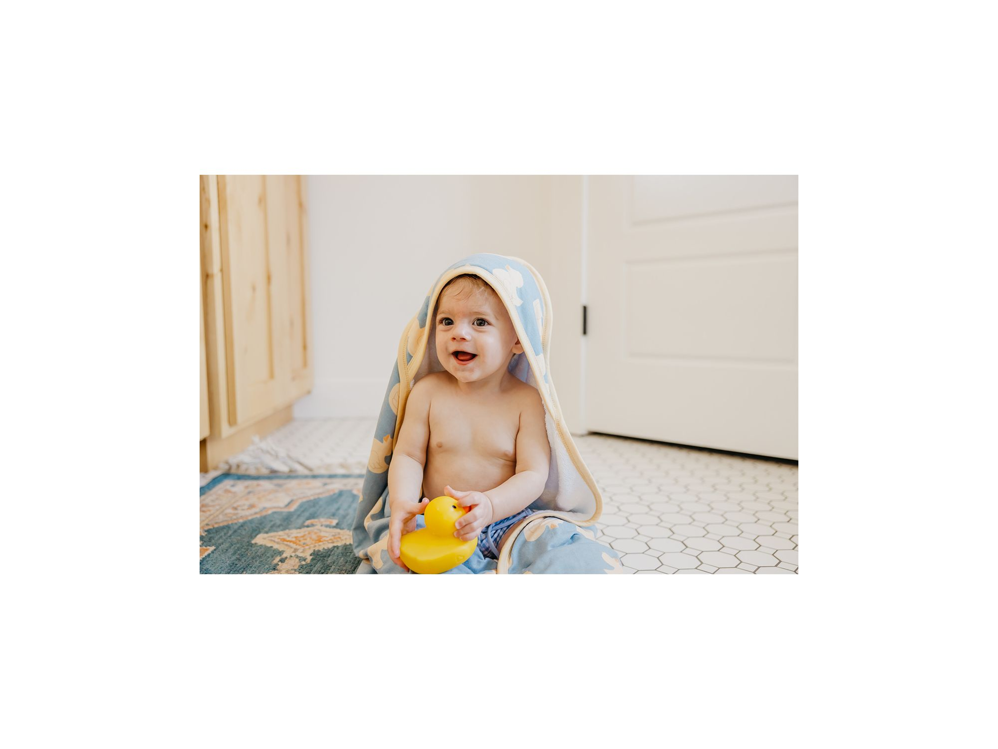Ducky Premium Hooded Towel — Image 6