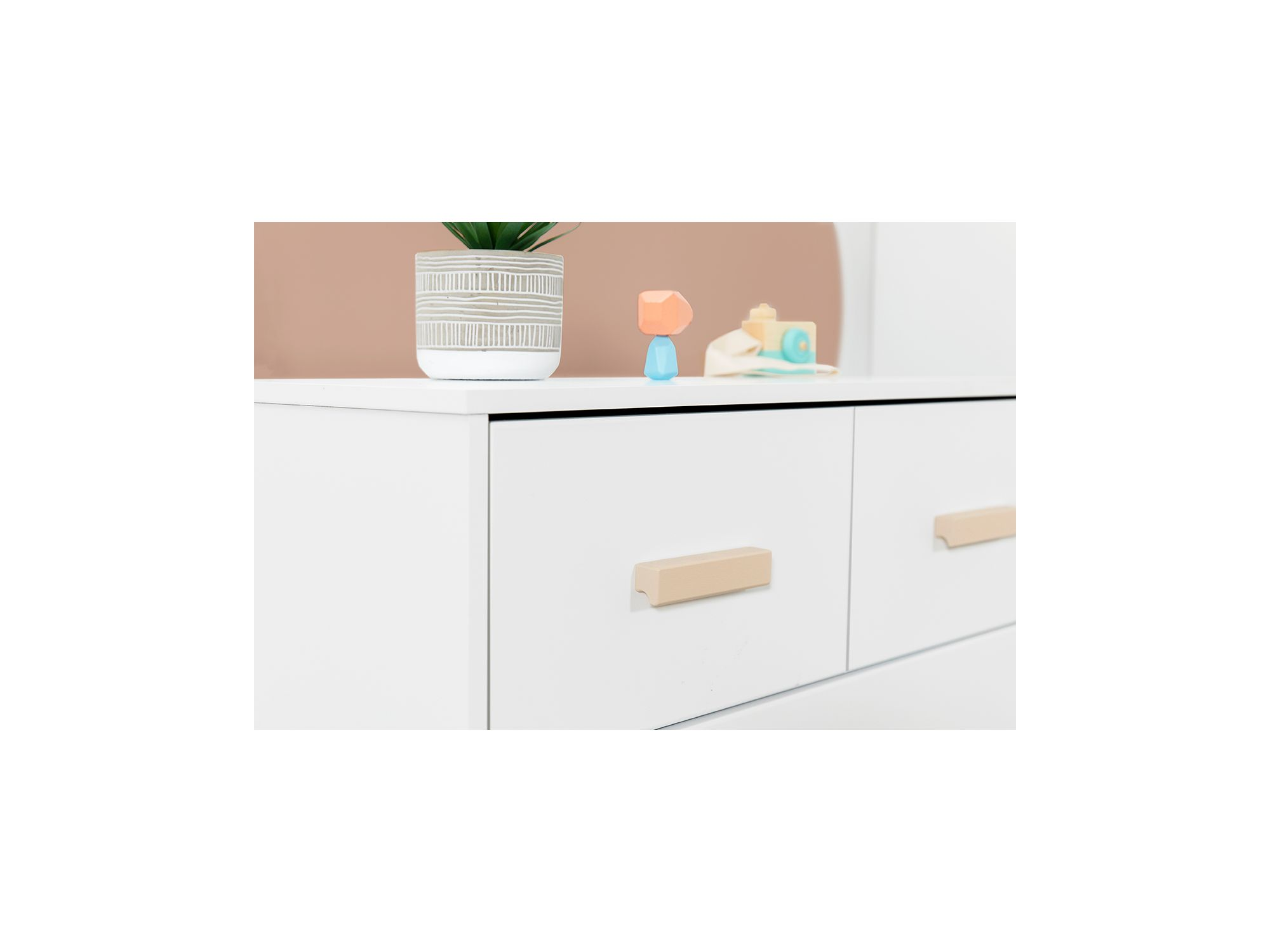 Scoot 3 Drawer Changer Dresser with Removable Changing Tray — Image 7