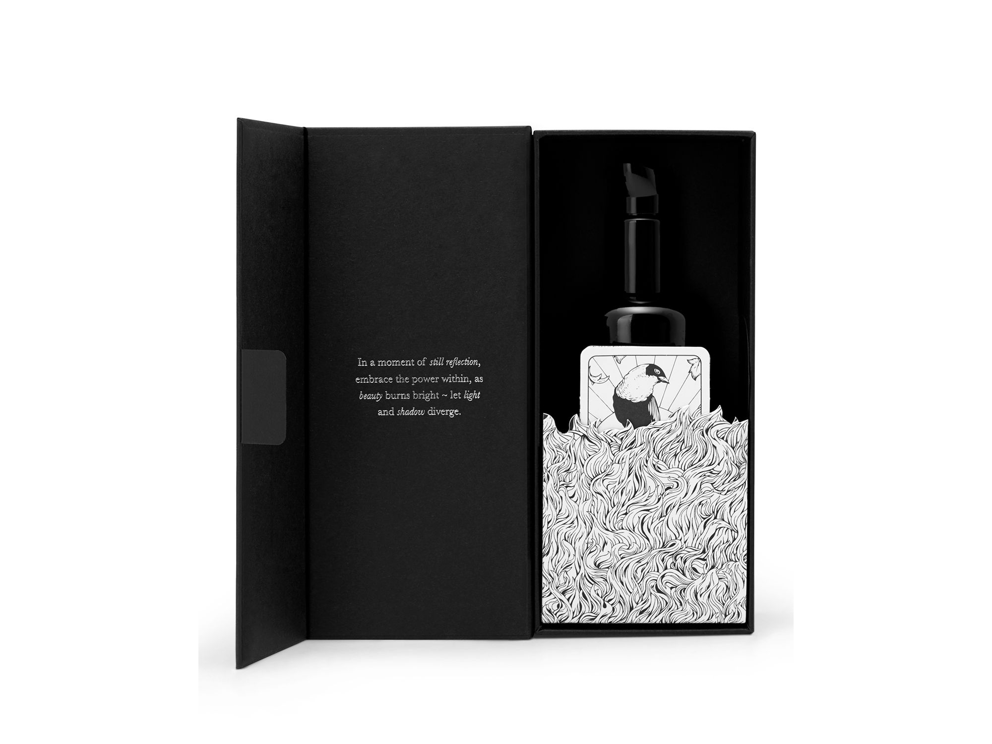 La Lotion Infinie Hydrating Silver Body Lotion 6.76 oz. — Image 3