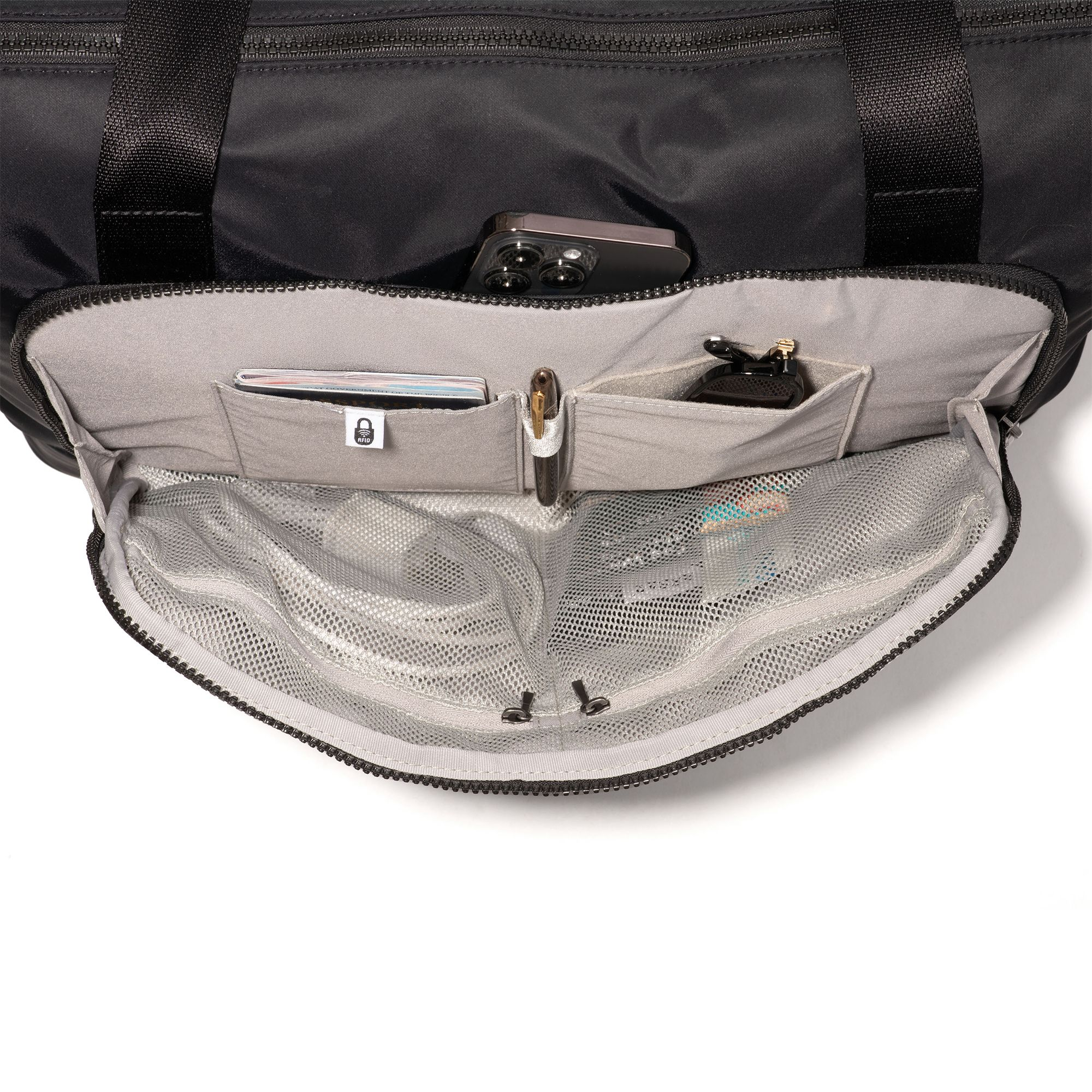 The City Escape Collection Park Ave Overnight Tote Bag — Image 4