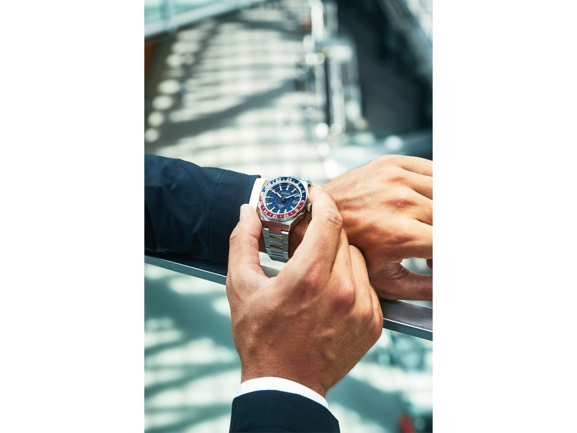Series 8 Watch, 41mm — Image 5