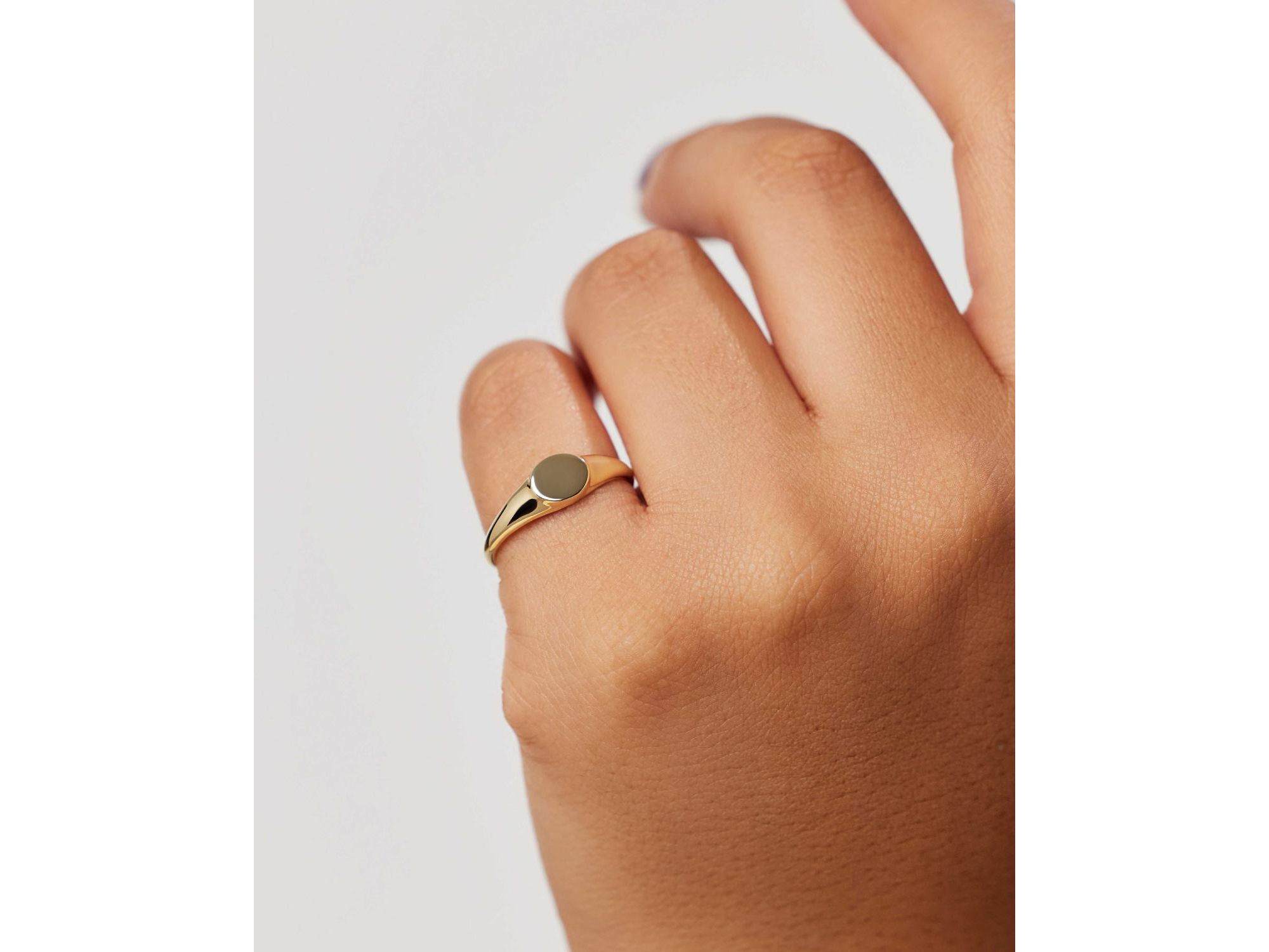 10K Gold Signet Ring — Image 3
