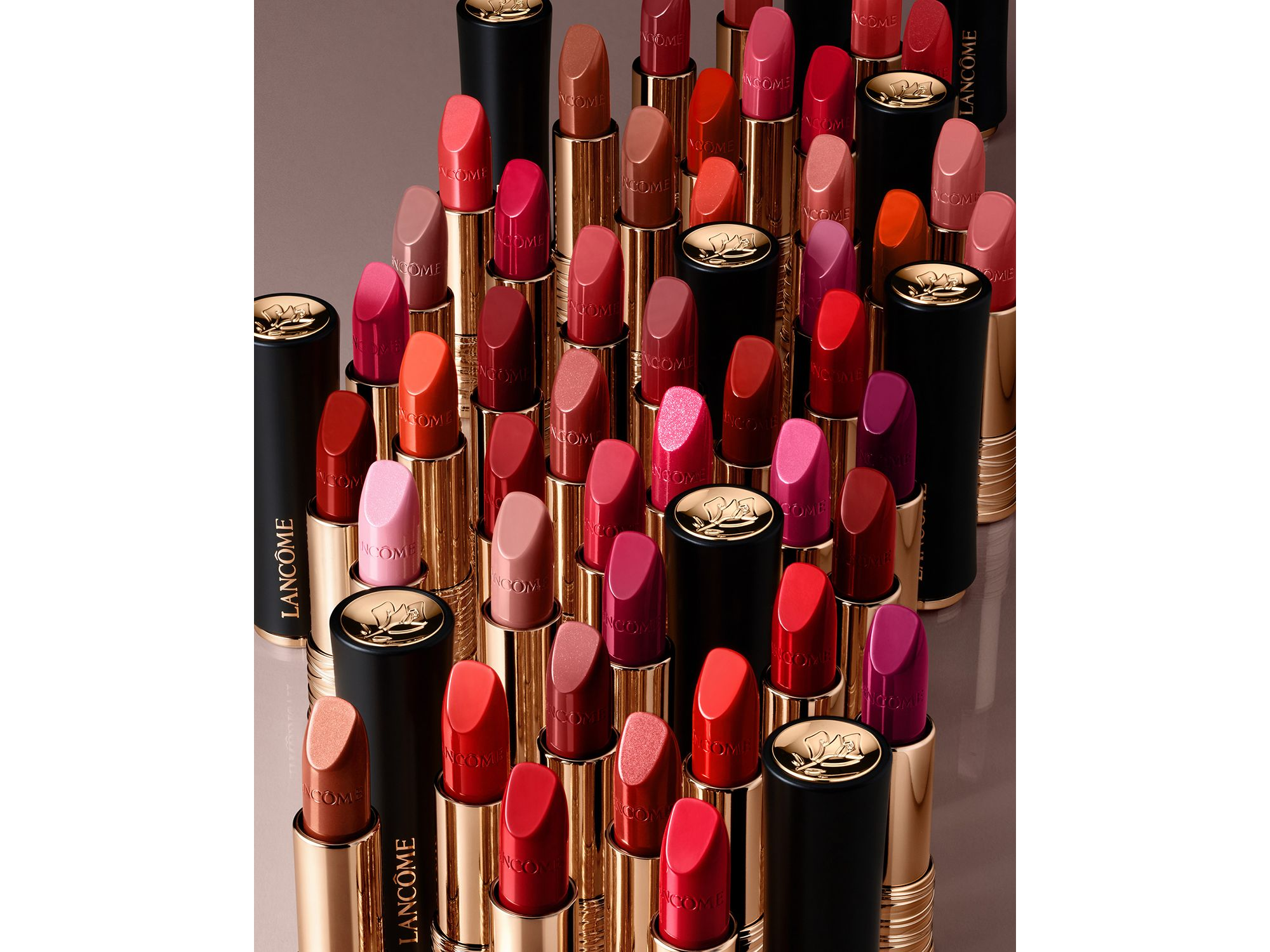 L'Absolu Rouge Hydrating Shaping Lipstick — Image 3