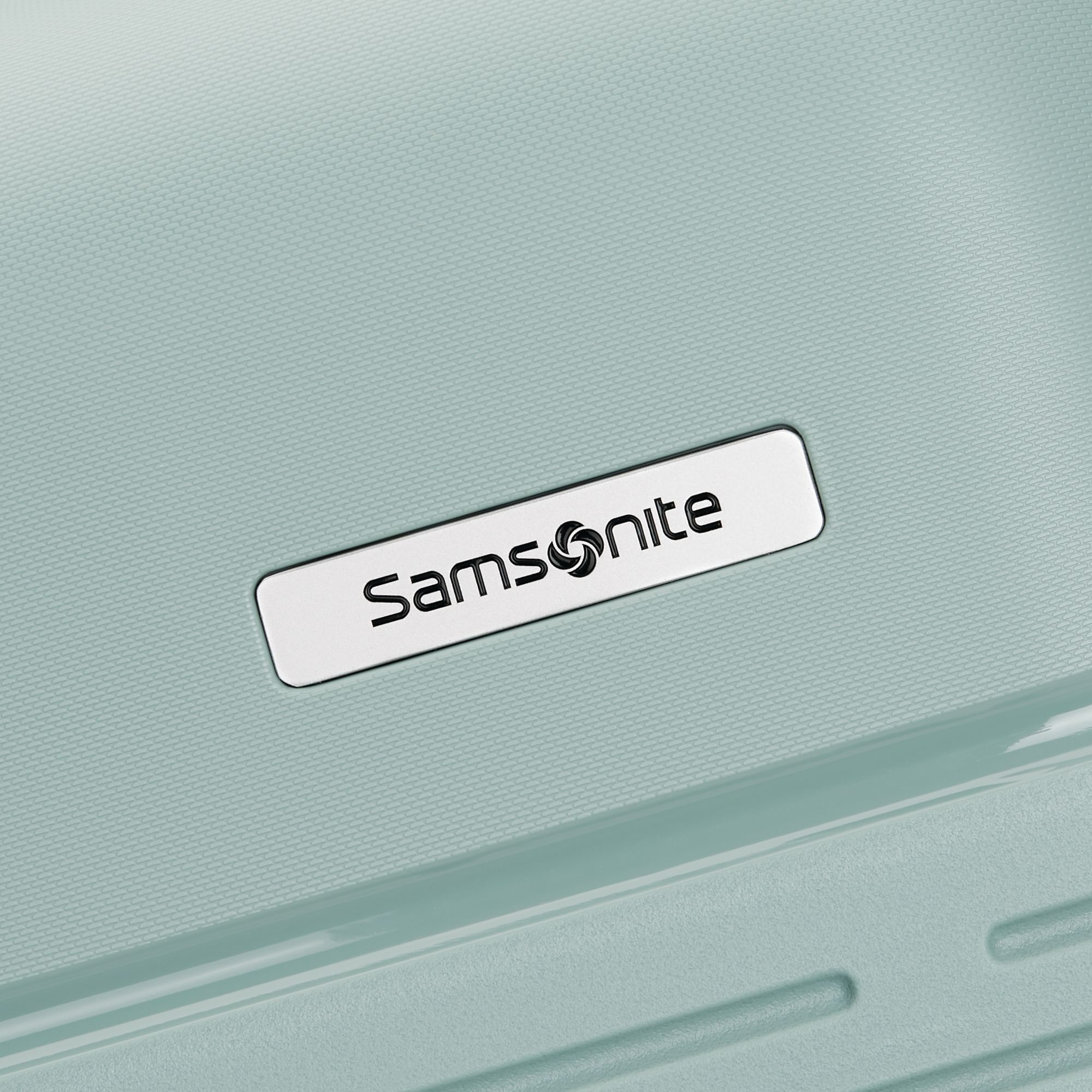 Elevation™ Plus Large Spinner Suitcase — Image 6
