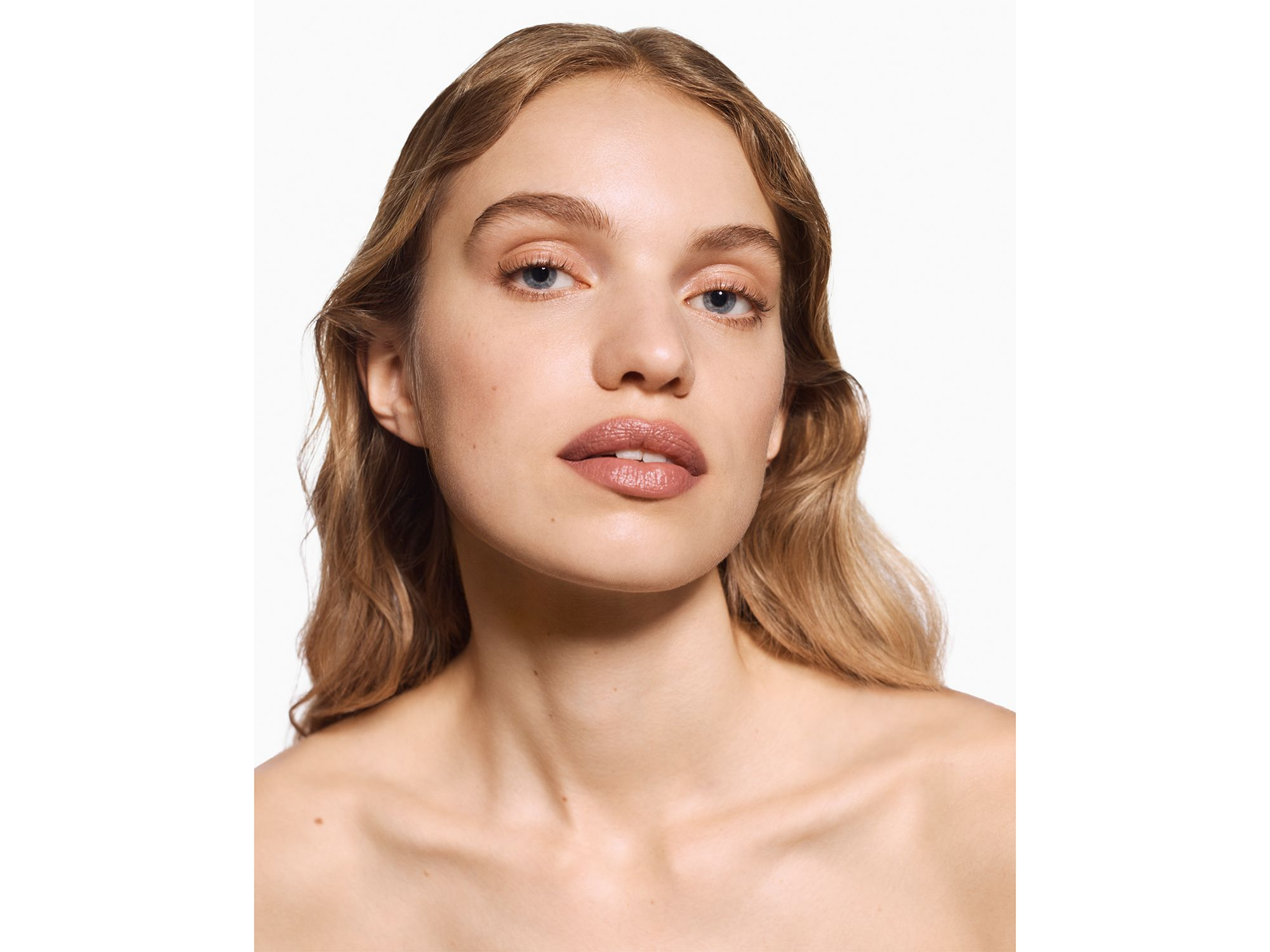 Satin Lipcolour Rich Refillable Lipstick — Image 5