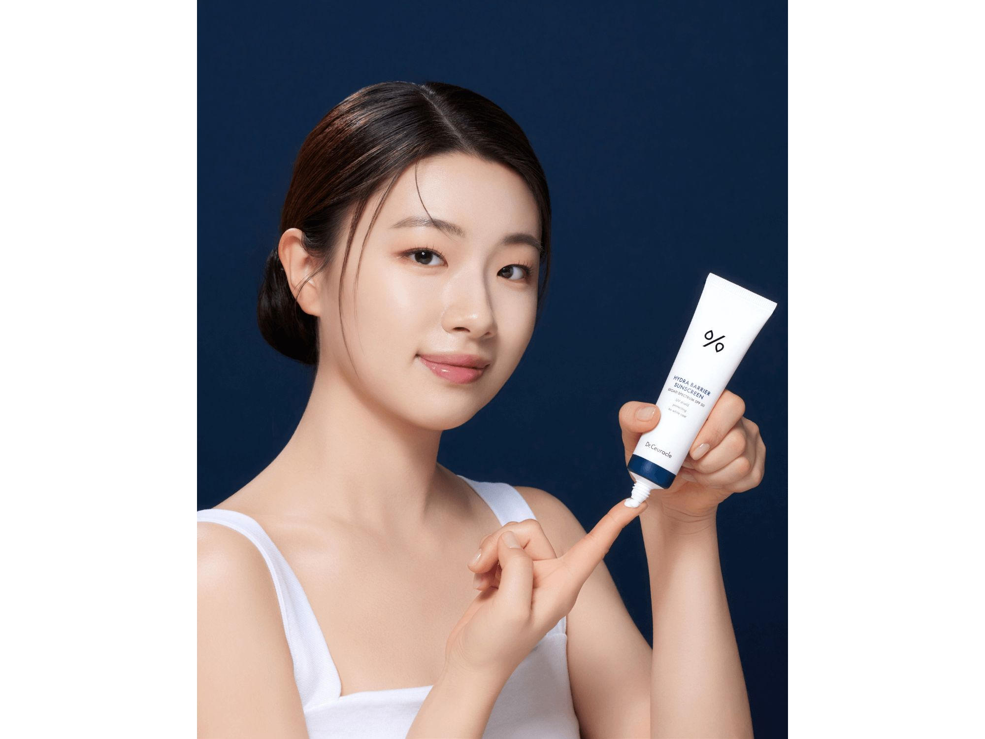 Hydra Barrier Sunscreen — Image 3