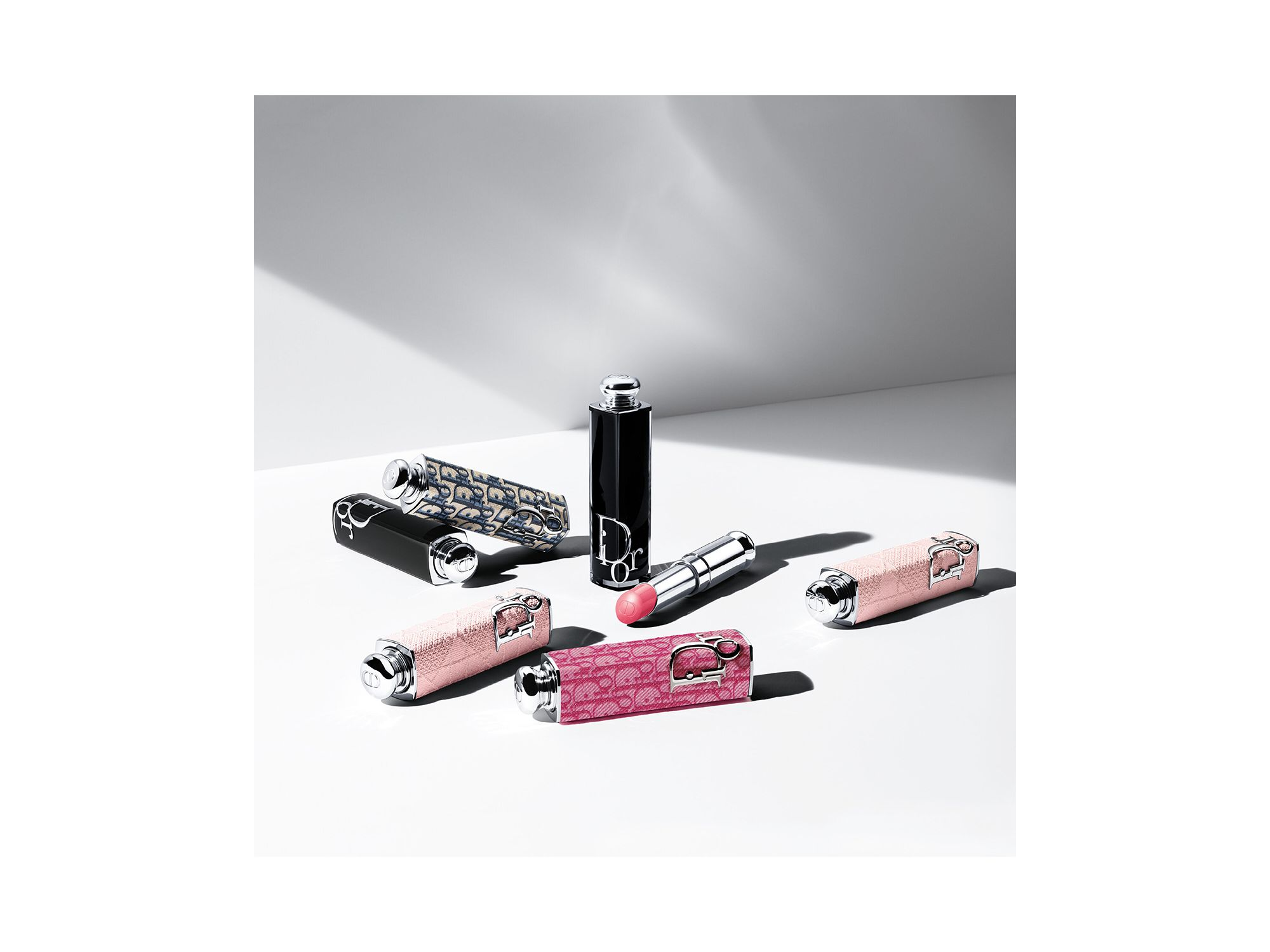 Addict Refillable Shine Lipstick — Image 11