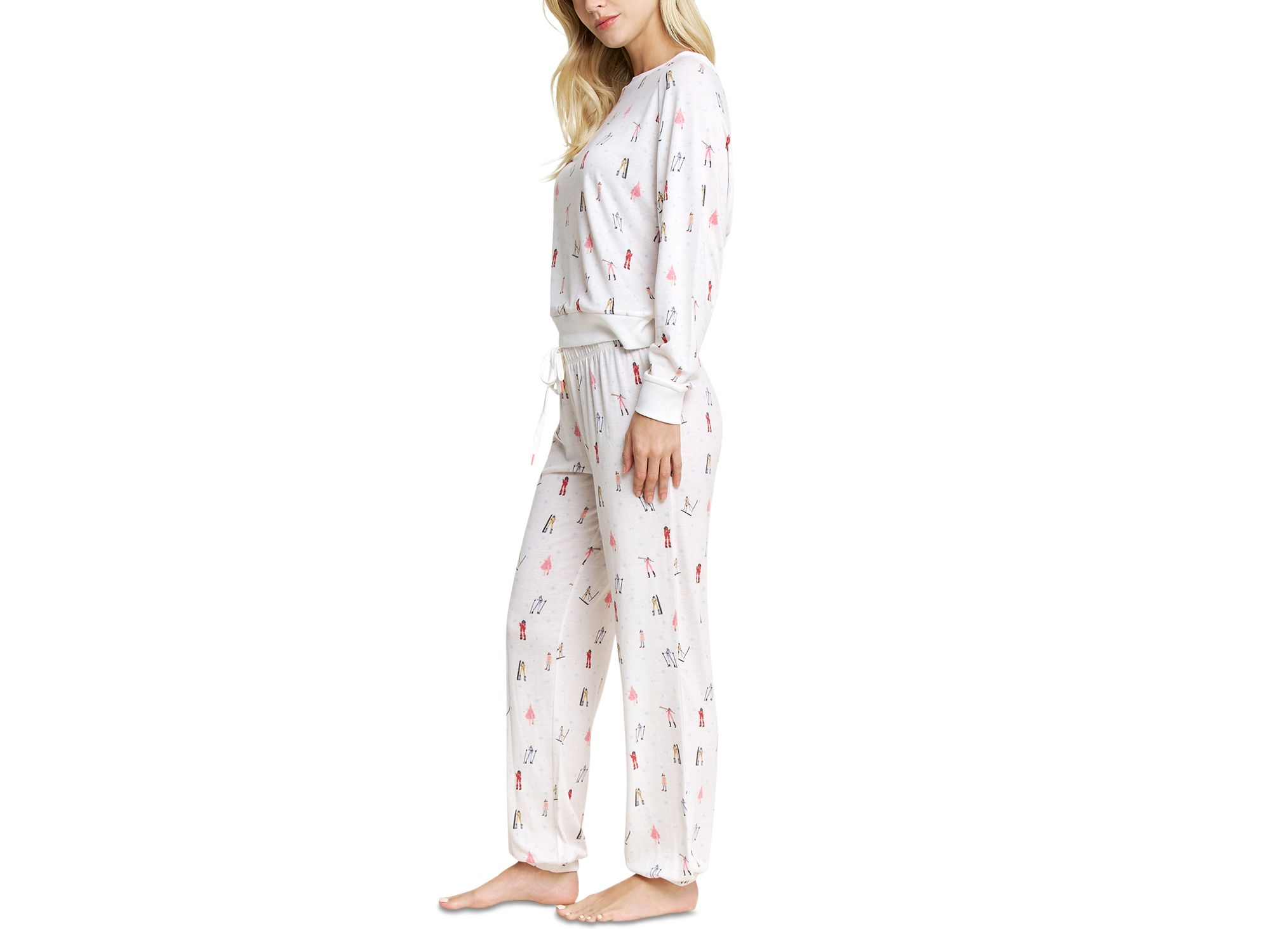 Star Seeker Lounge Set in Ivory Ski Girls — Image 4