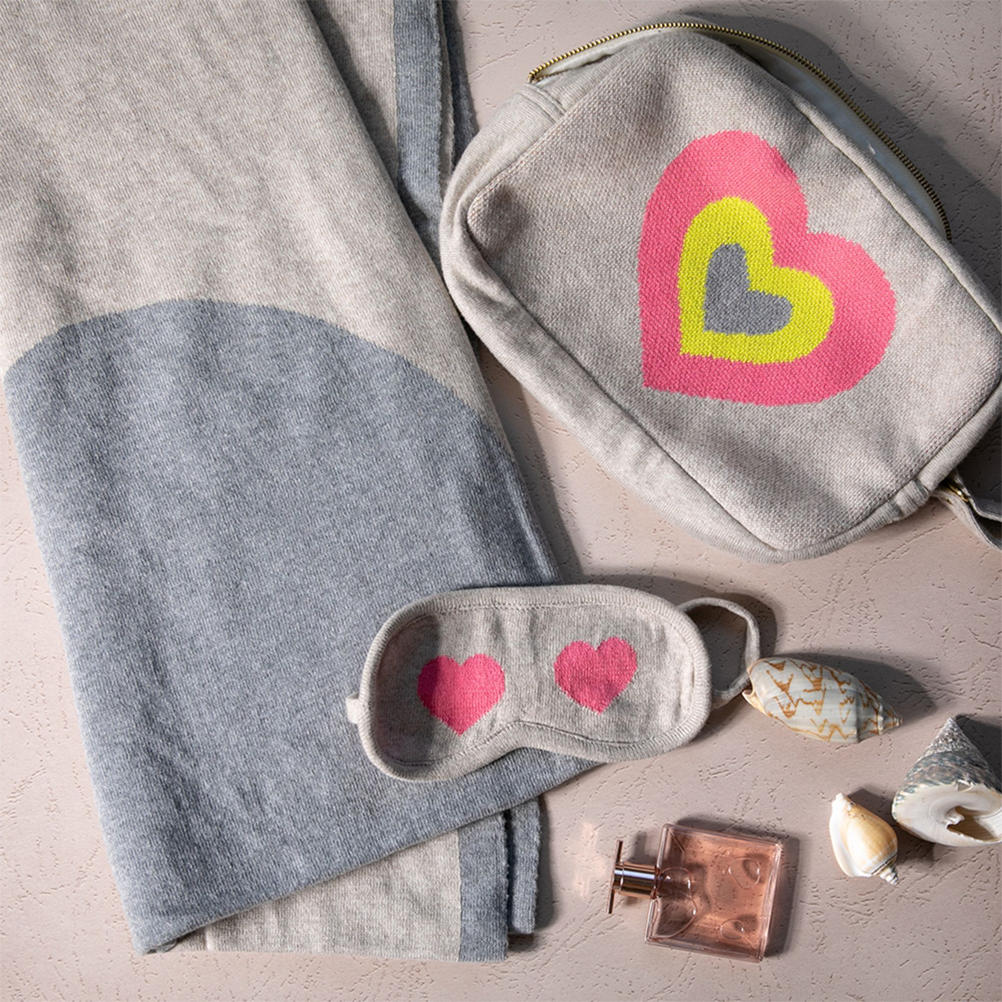 Crazy Hearts Travel Set — Image 3