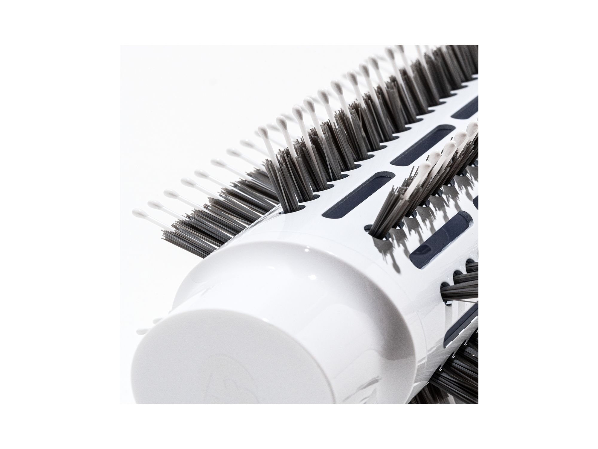 AireBrush 2.5" One-Step Smoothing & Volumizing Hair Dryer Brush — Image 5