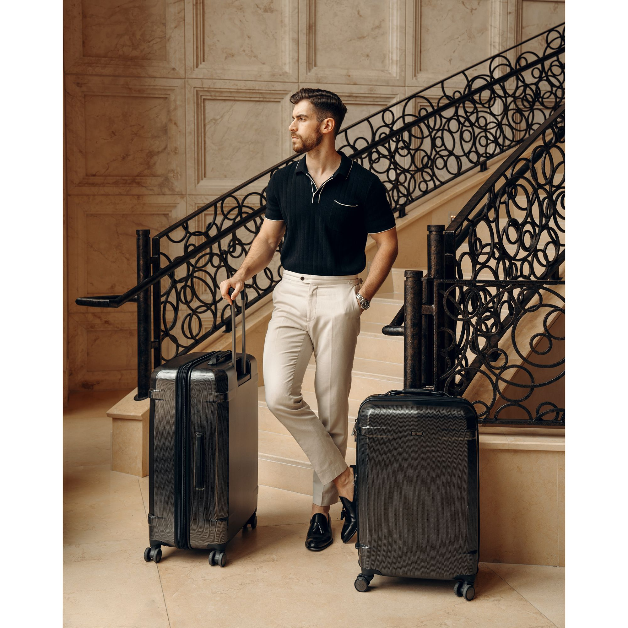 Century Deluxe Medium Journey Expandable Spinner — Image 3
