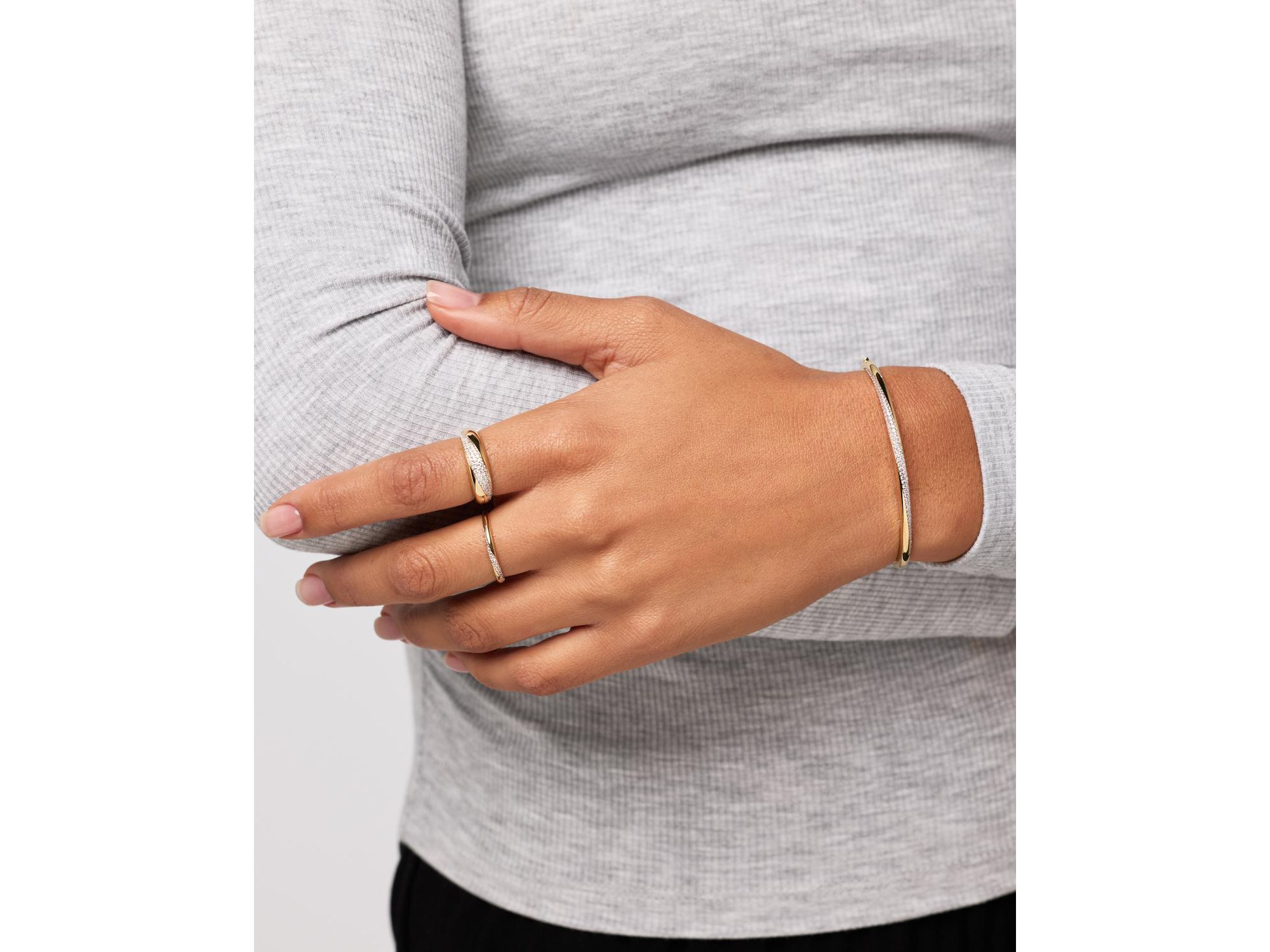 Kira Gold Bangle Bracelet — Image 3