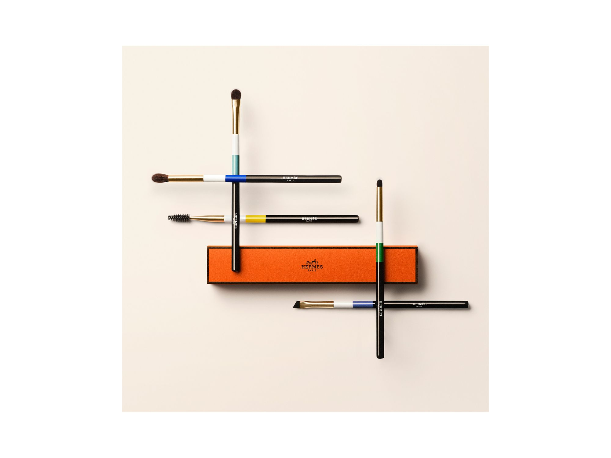 Les Pinceaux Hermès Precision Blending Eye Brush — Image 3