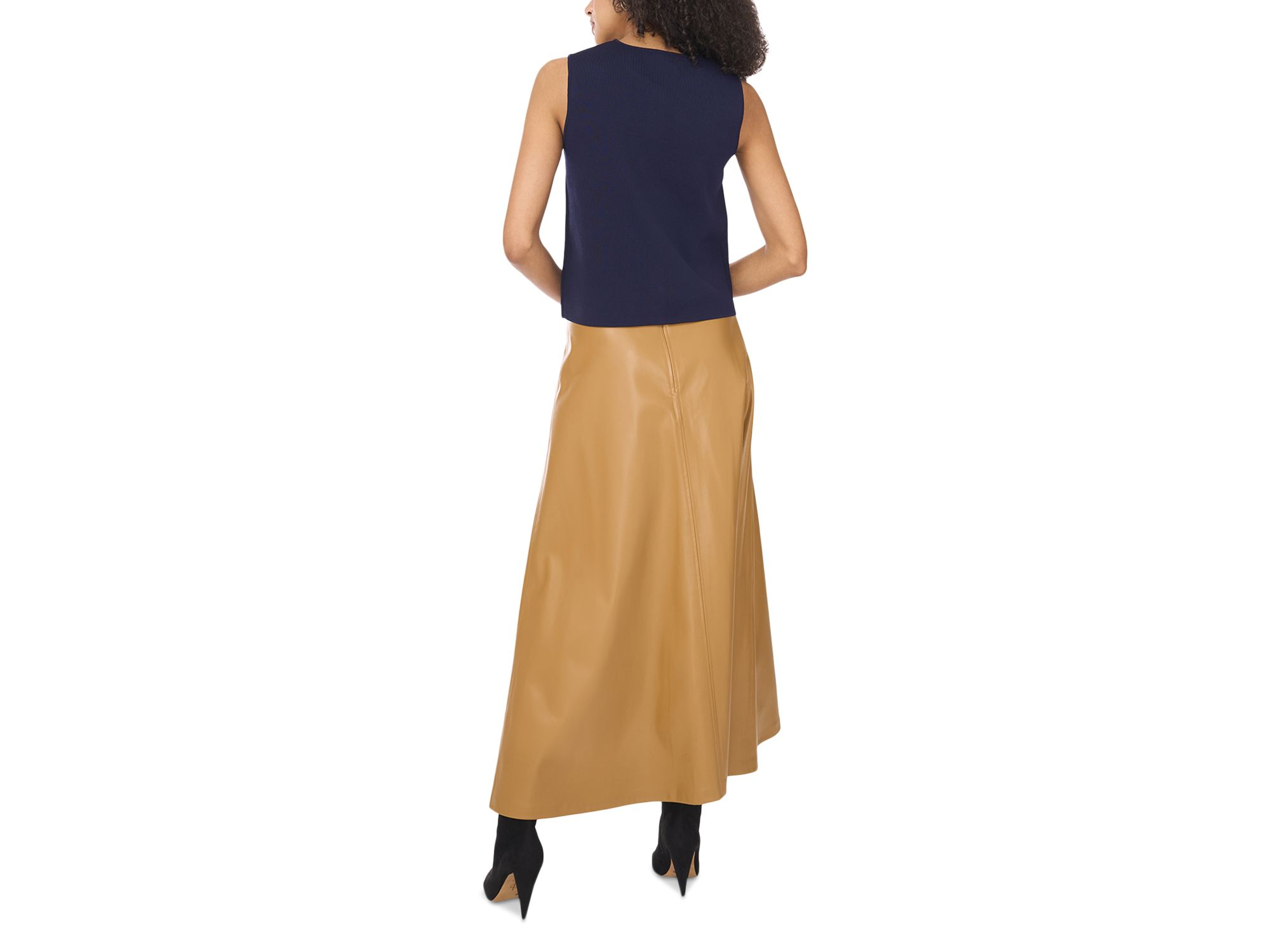 Sleeveless Button Up Crewneck Top — Image 4