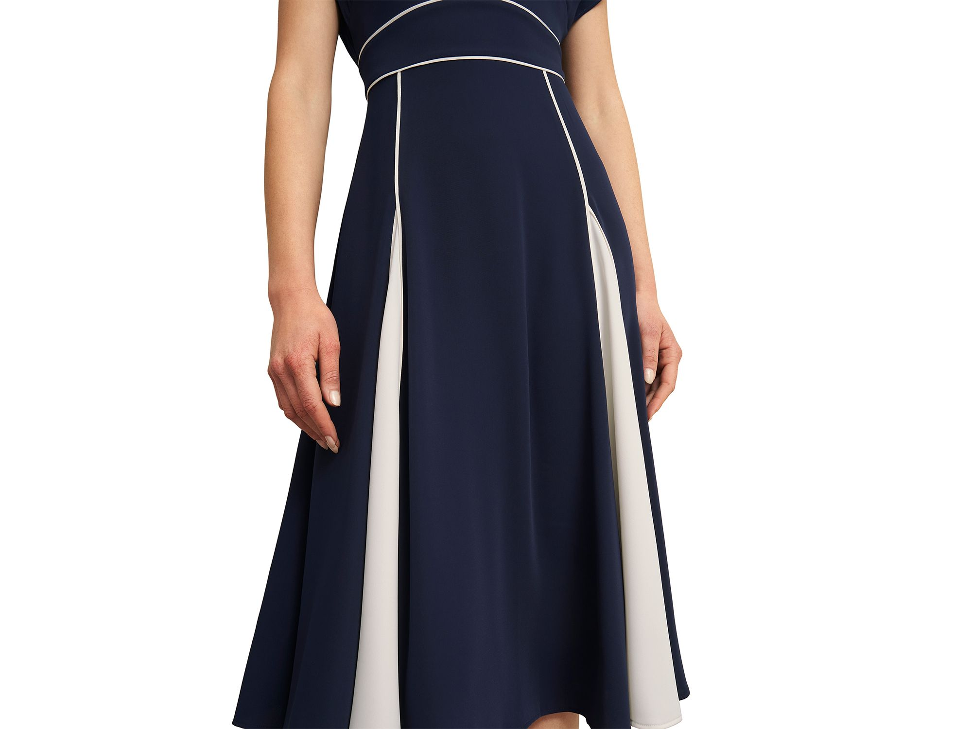 Viola Dress — Image 3