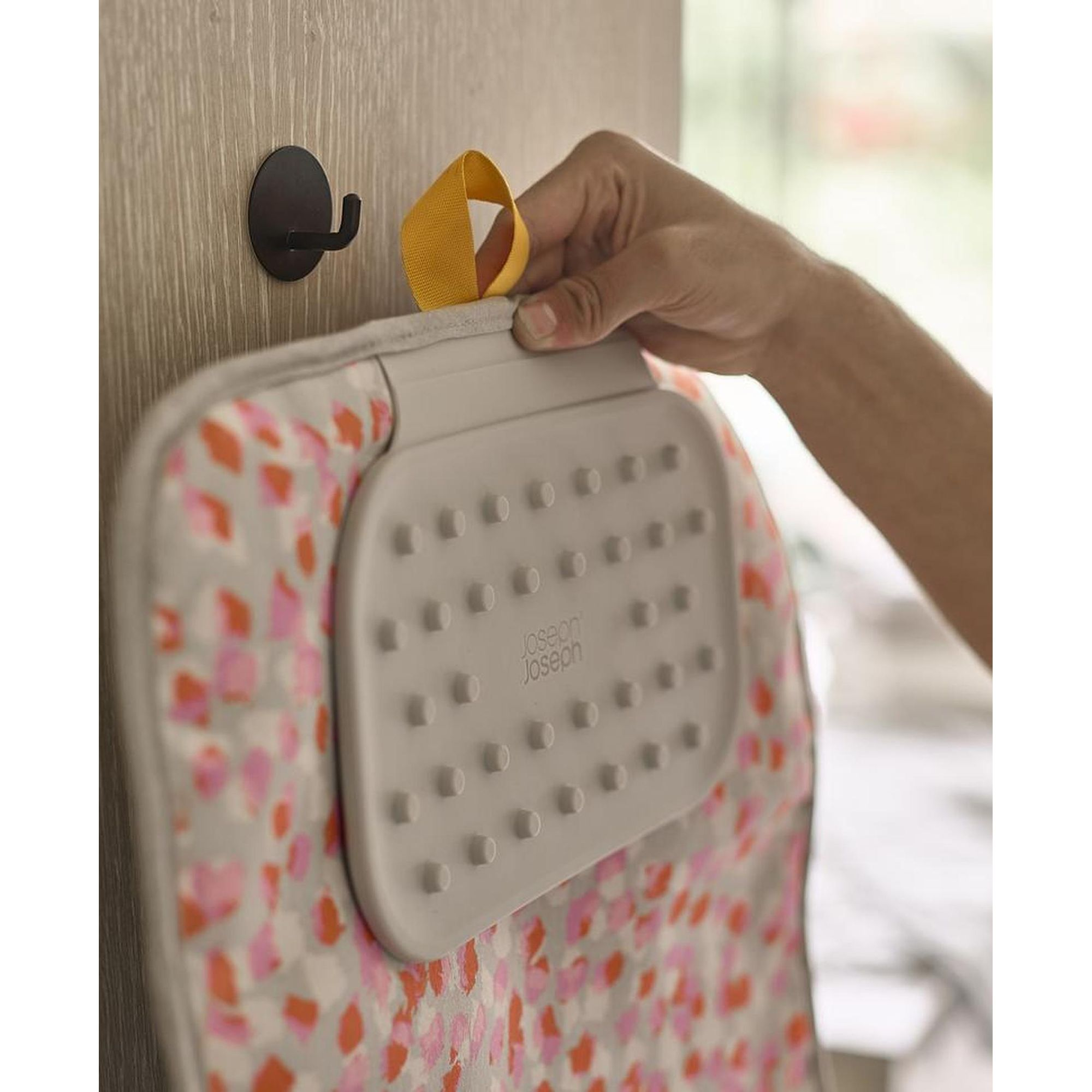 Swift Folding Iron And Steaming Mat — Image 9