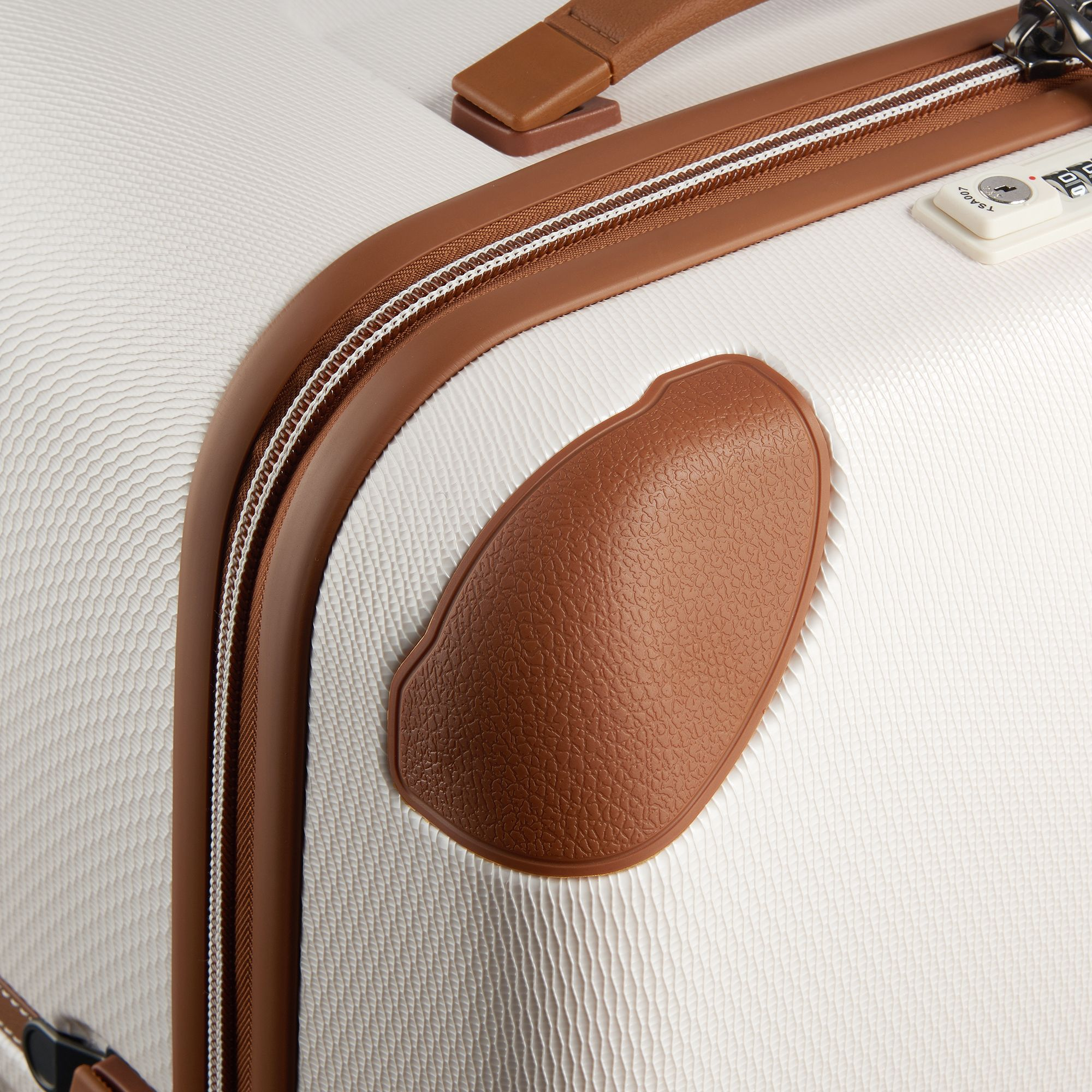 Chatelet Air 2 Carryon Spinner Suitcase — Image 4