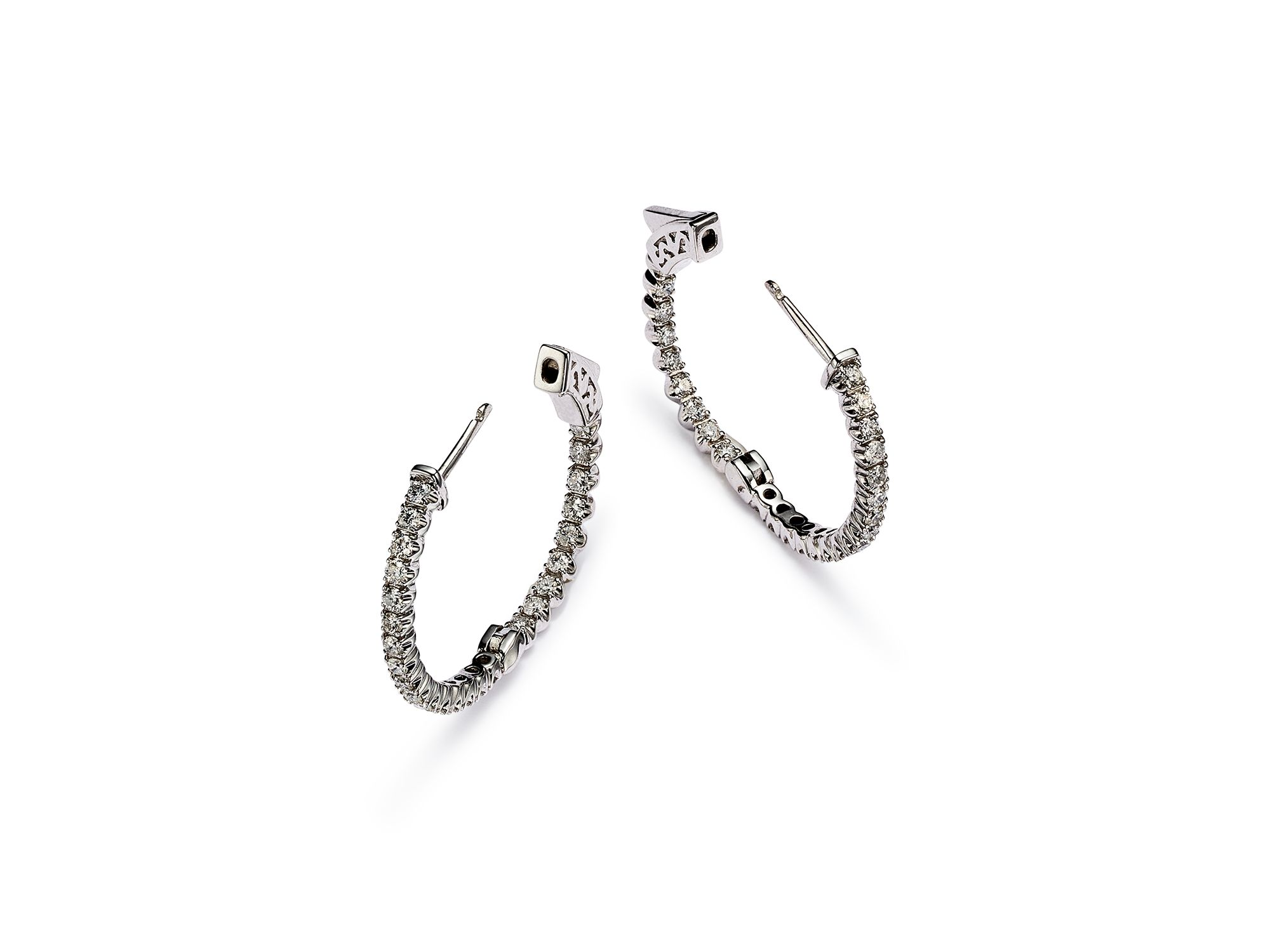 Diamond Inside Out Hoop Earrings in 14K White Gold, 1.0 tcw - Exclusive — Image 5