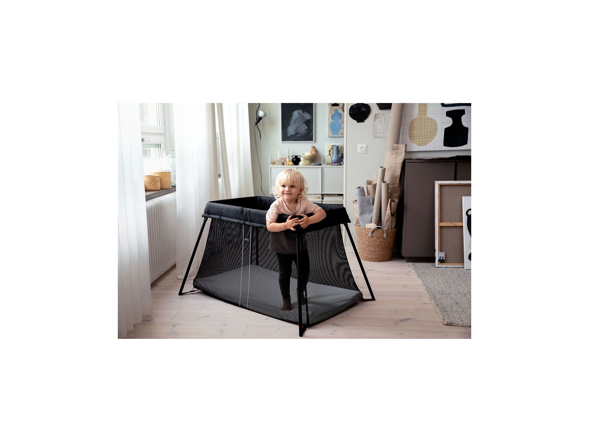Travel Crib Bundle with Fitted Sheet — Image 3