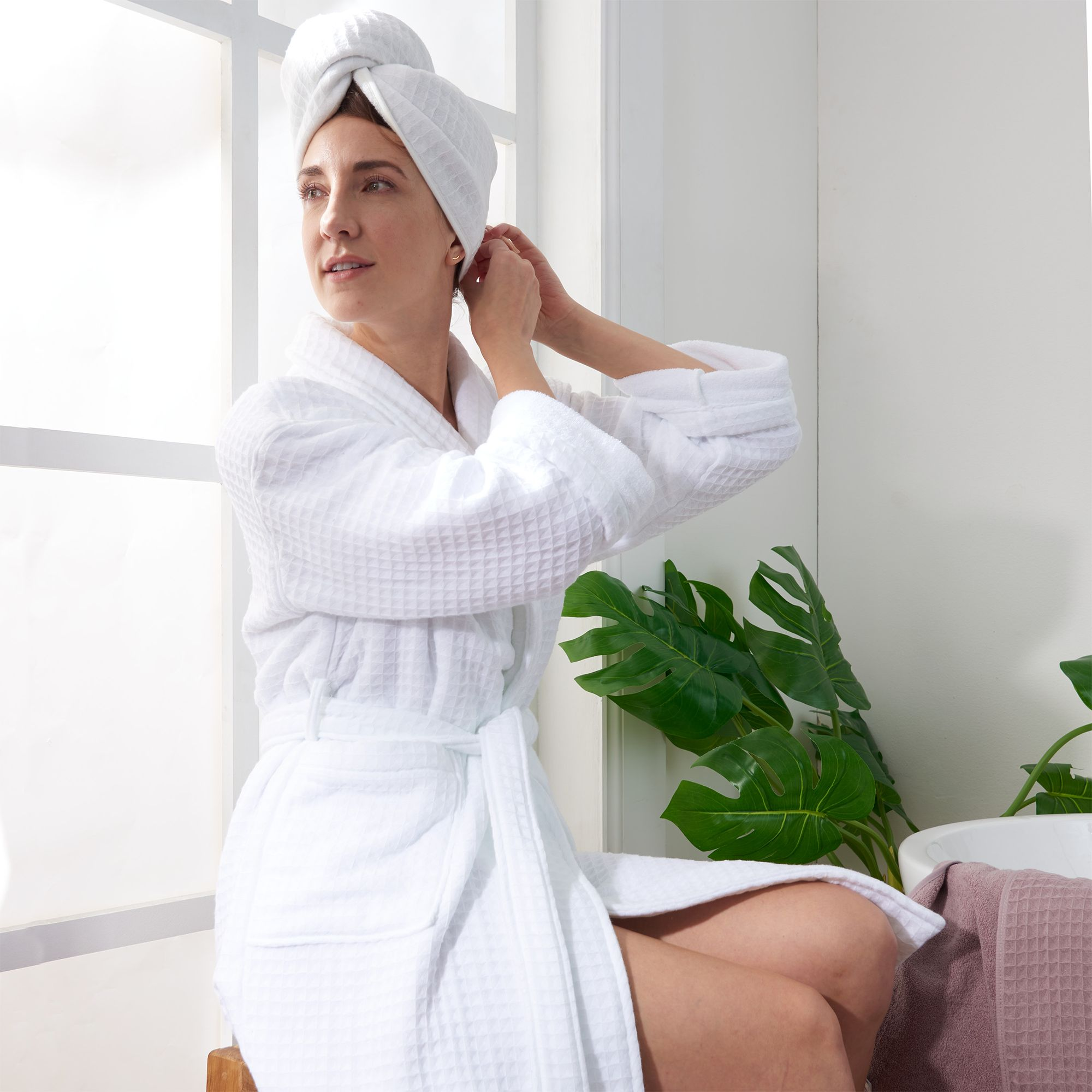 Waffle Twist Bath Robe — Image 3