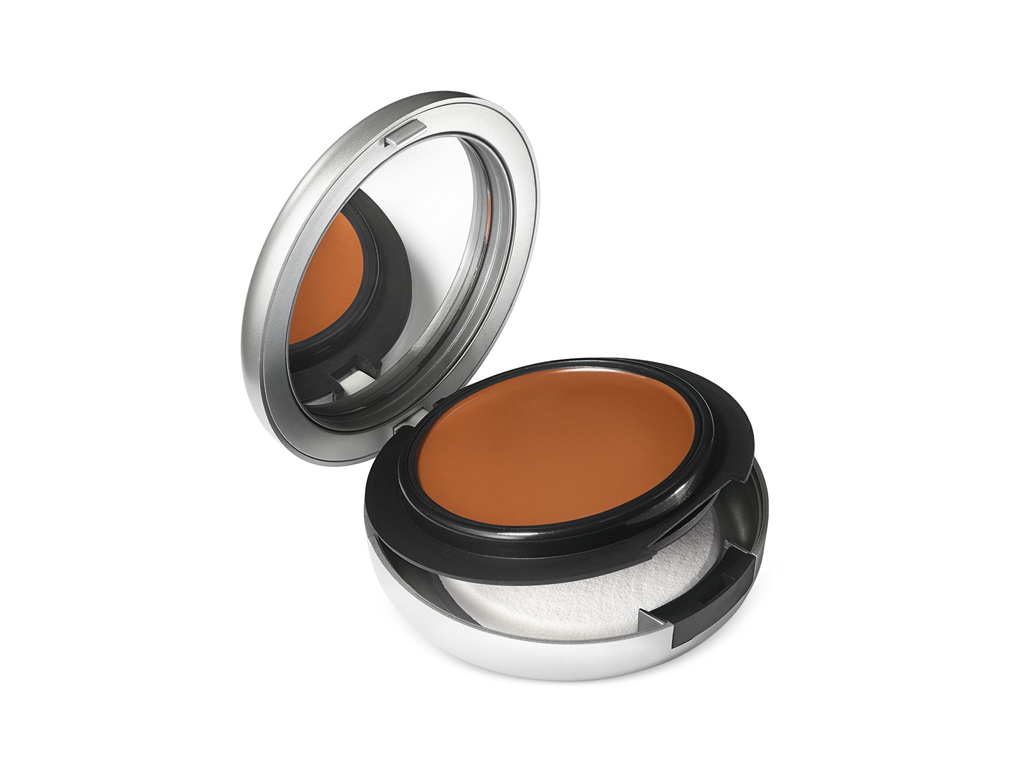 Studio Fix Tech Cream to Powder Foundation — Image 6