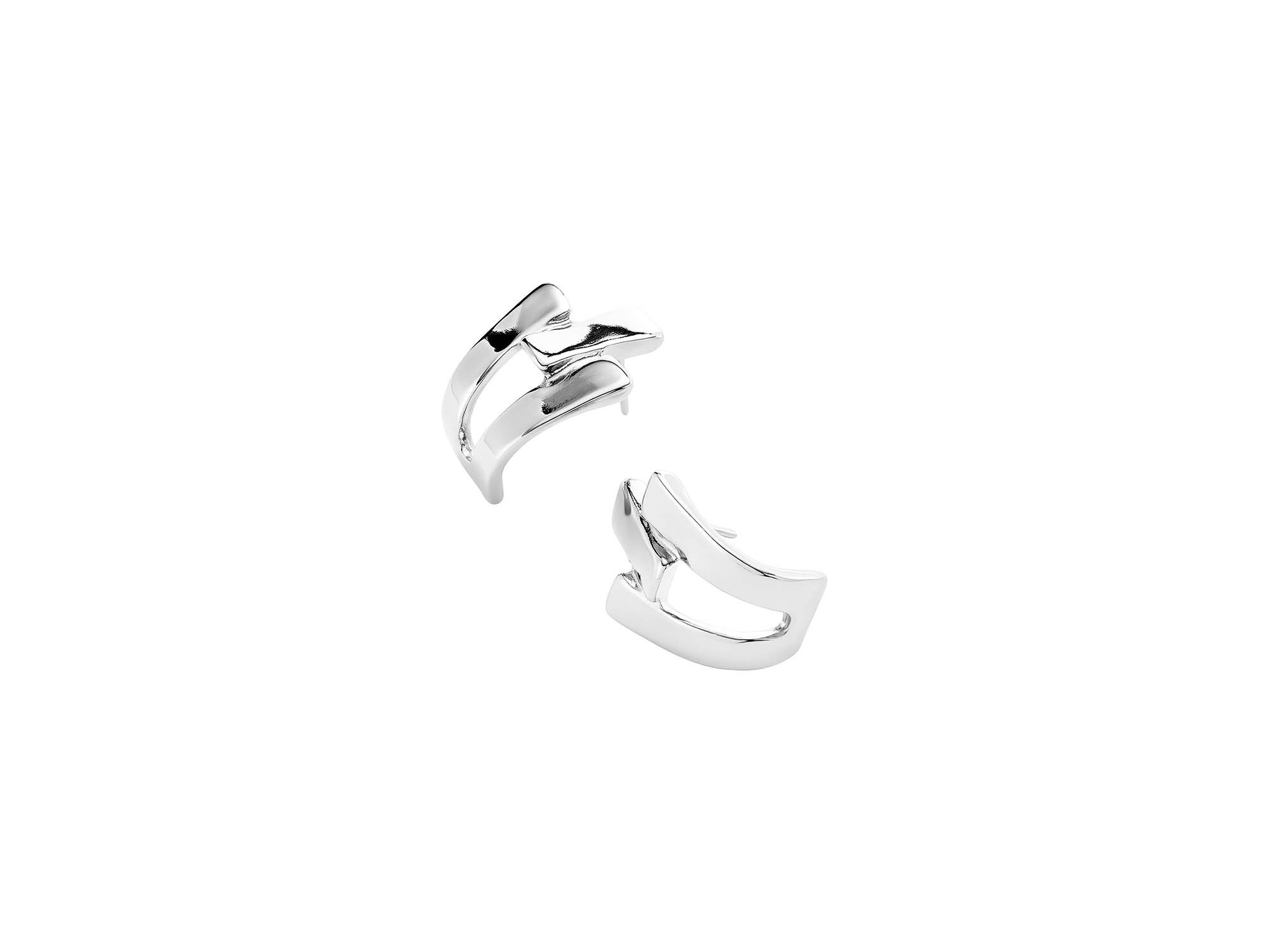 Single Curve Earrings — Image 4