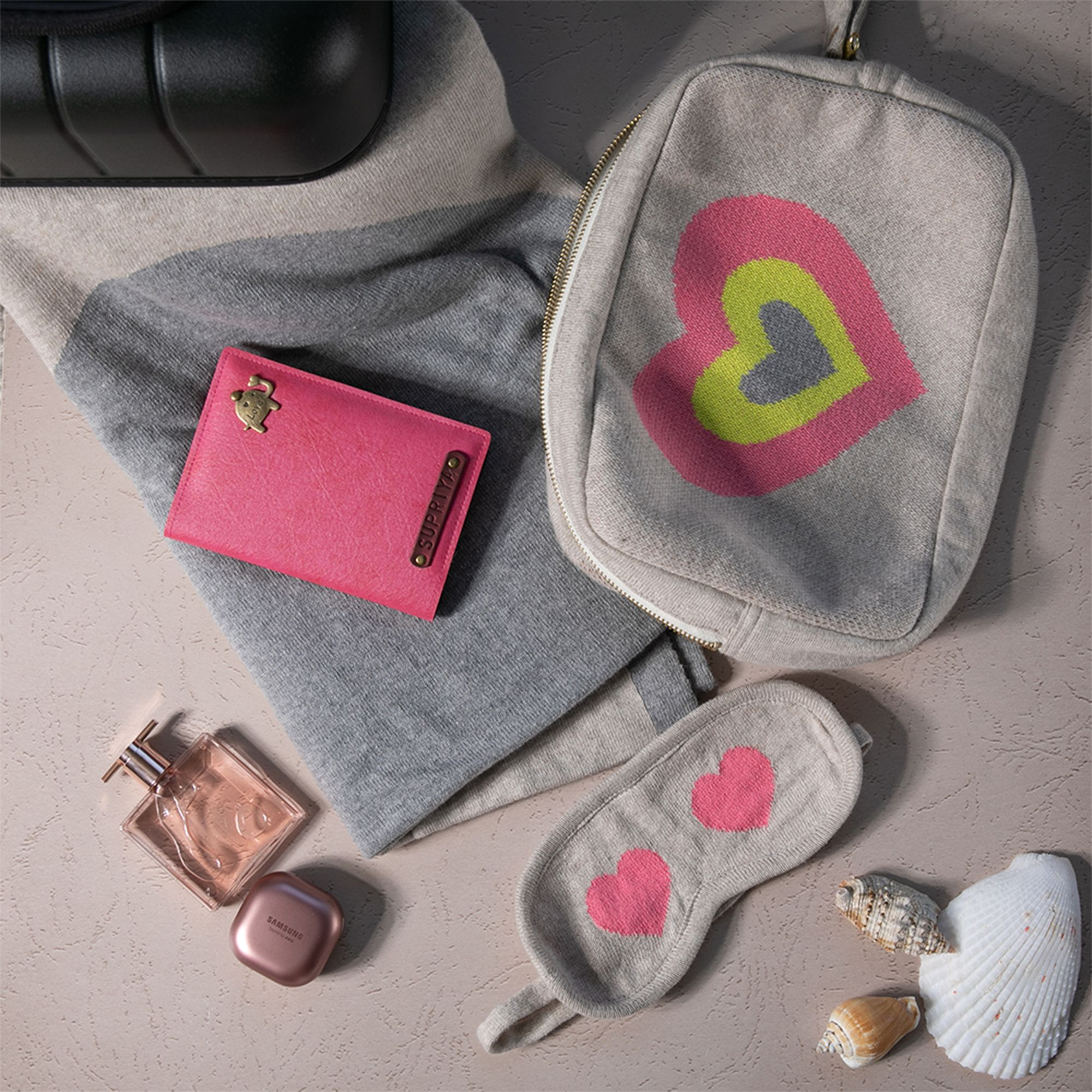 Crazy Hearts Travel Set — Image 4