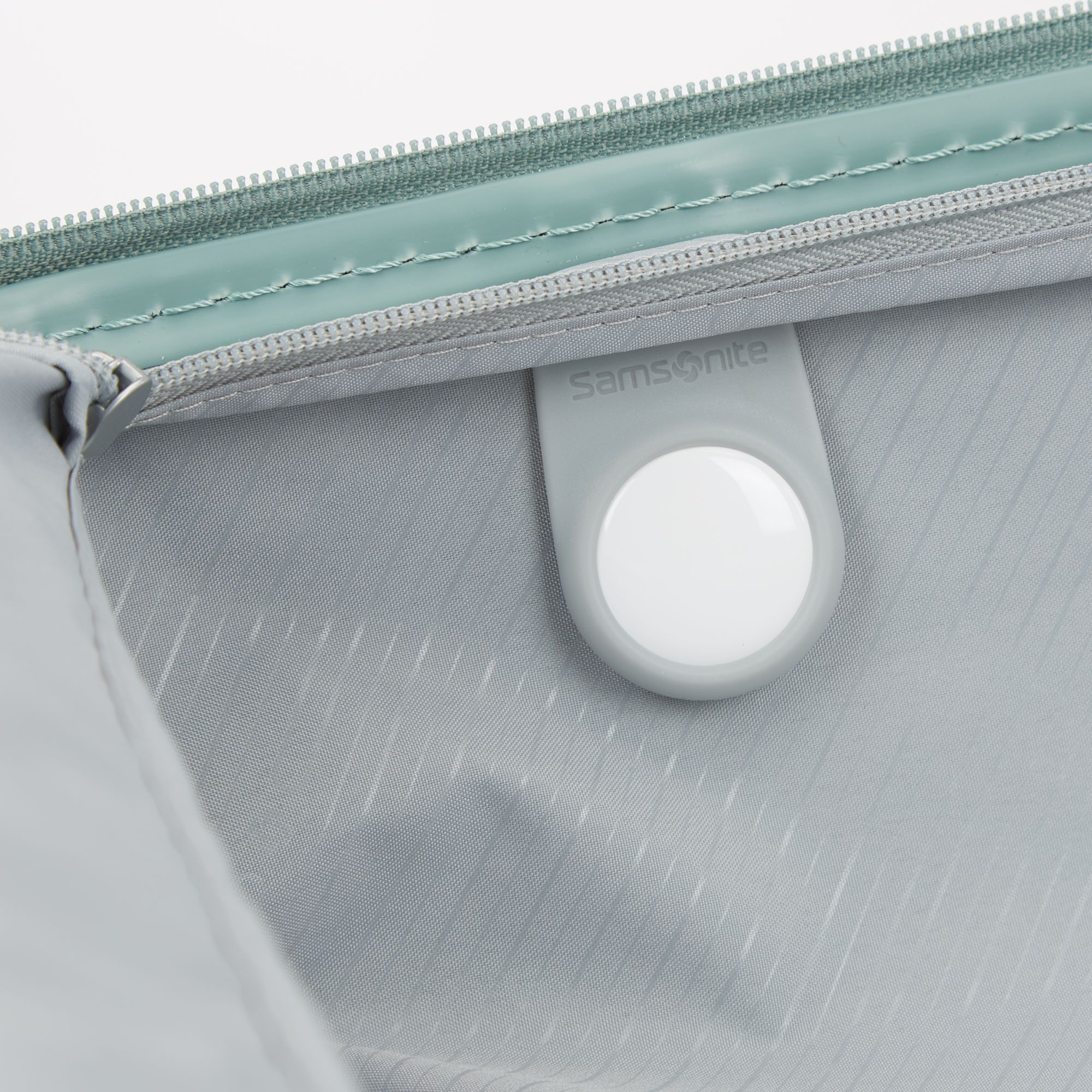 Elevation™ Plus Large Spinner Suitcase — Image 5