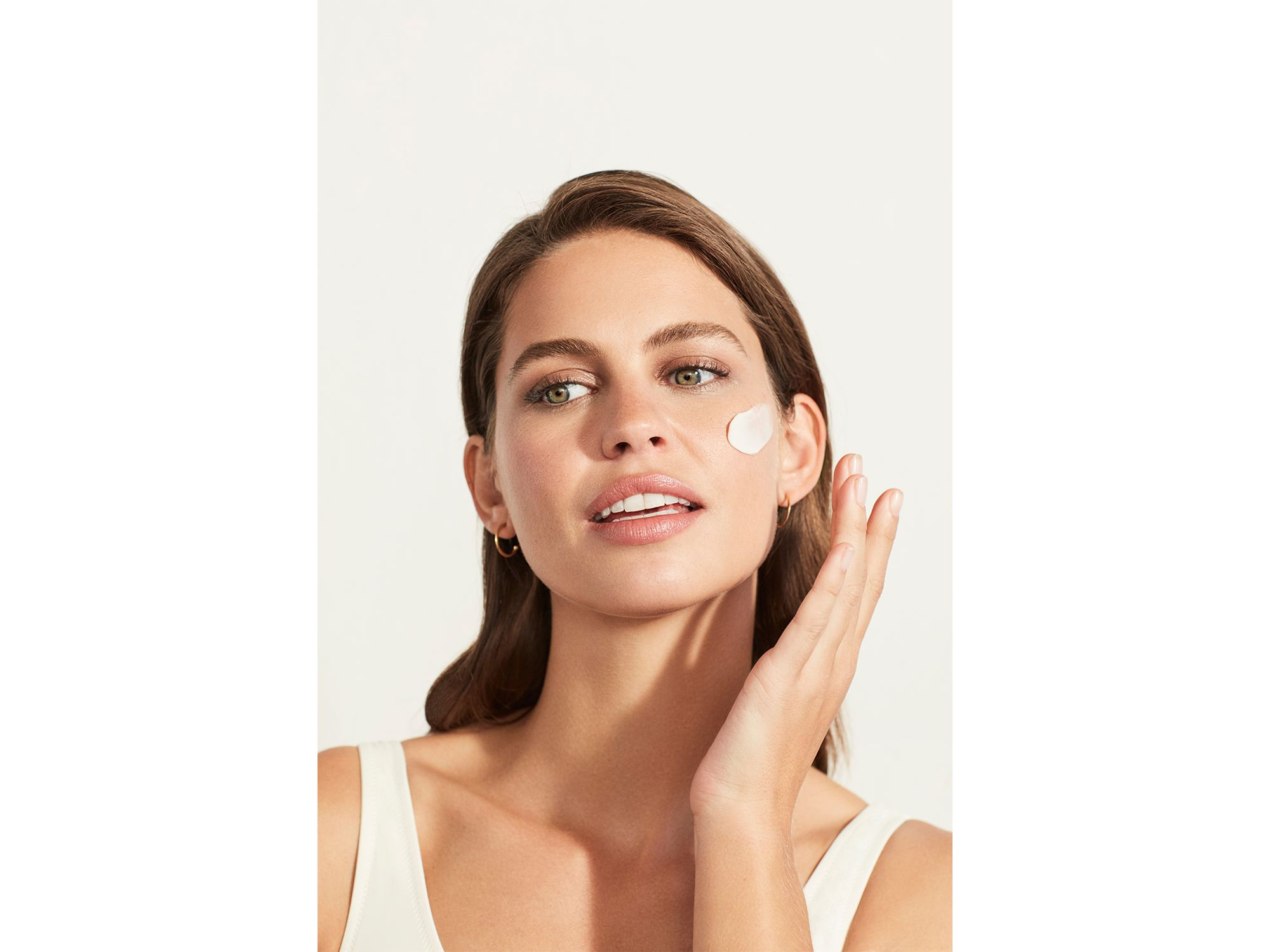 Diamond Luminous Perfecting Glowing Mask 3.5 oz. — Image 3