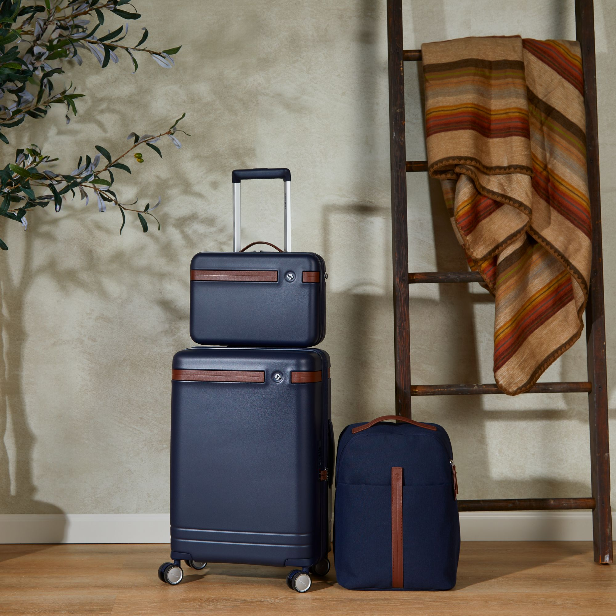 Virtuosa Expandable Carry On — Image 5