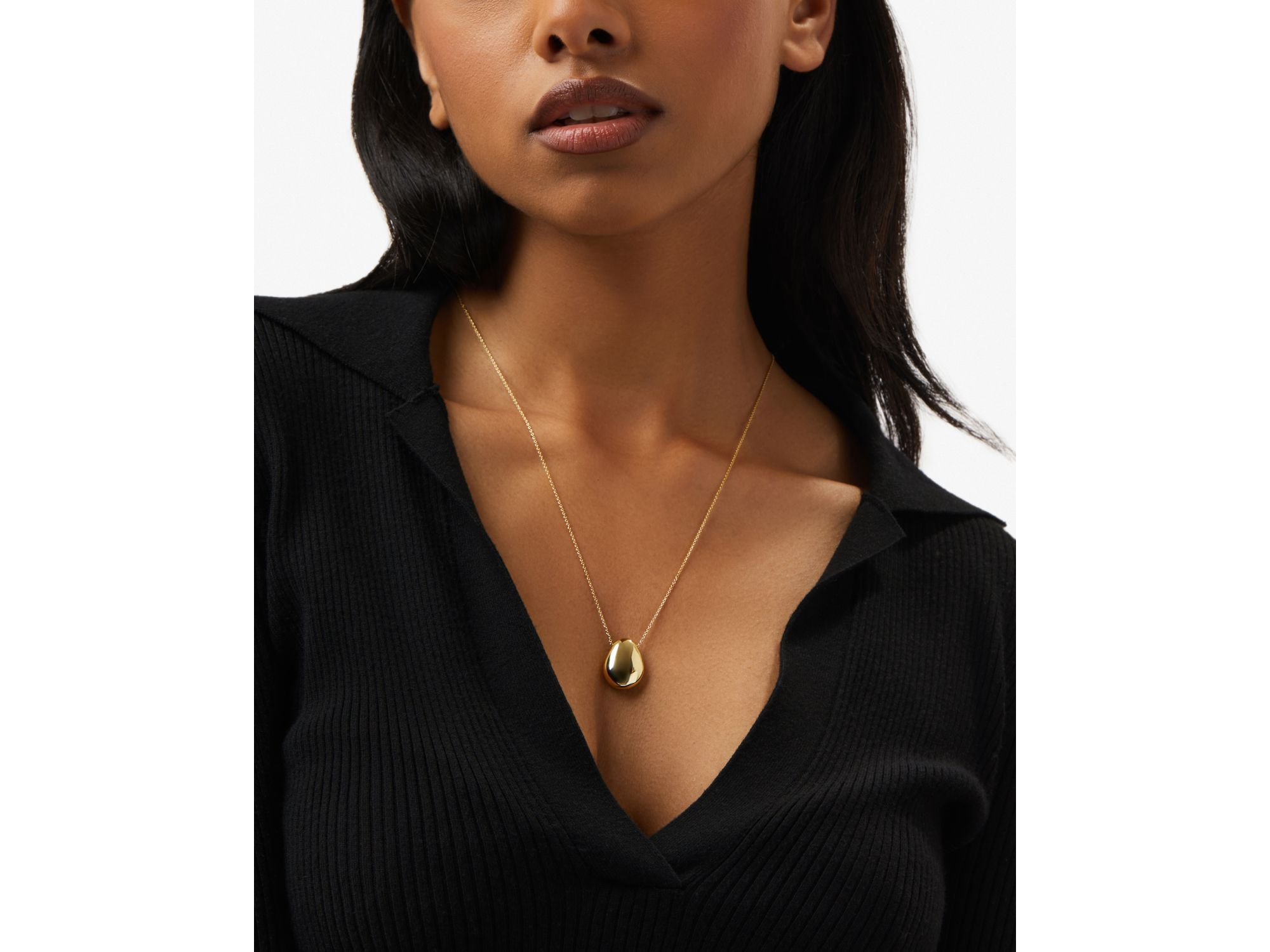 Gold Pendant Necklace - Pebble — Image 3