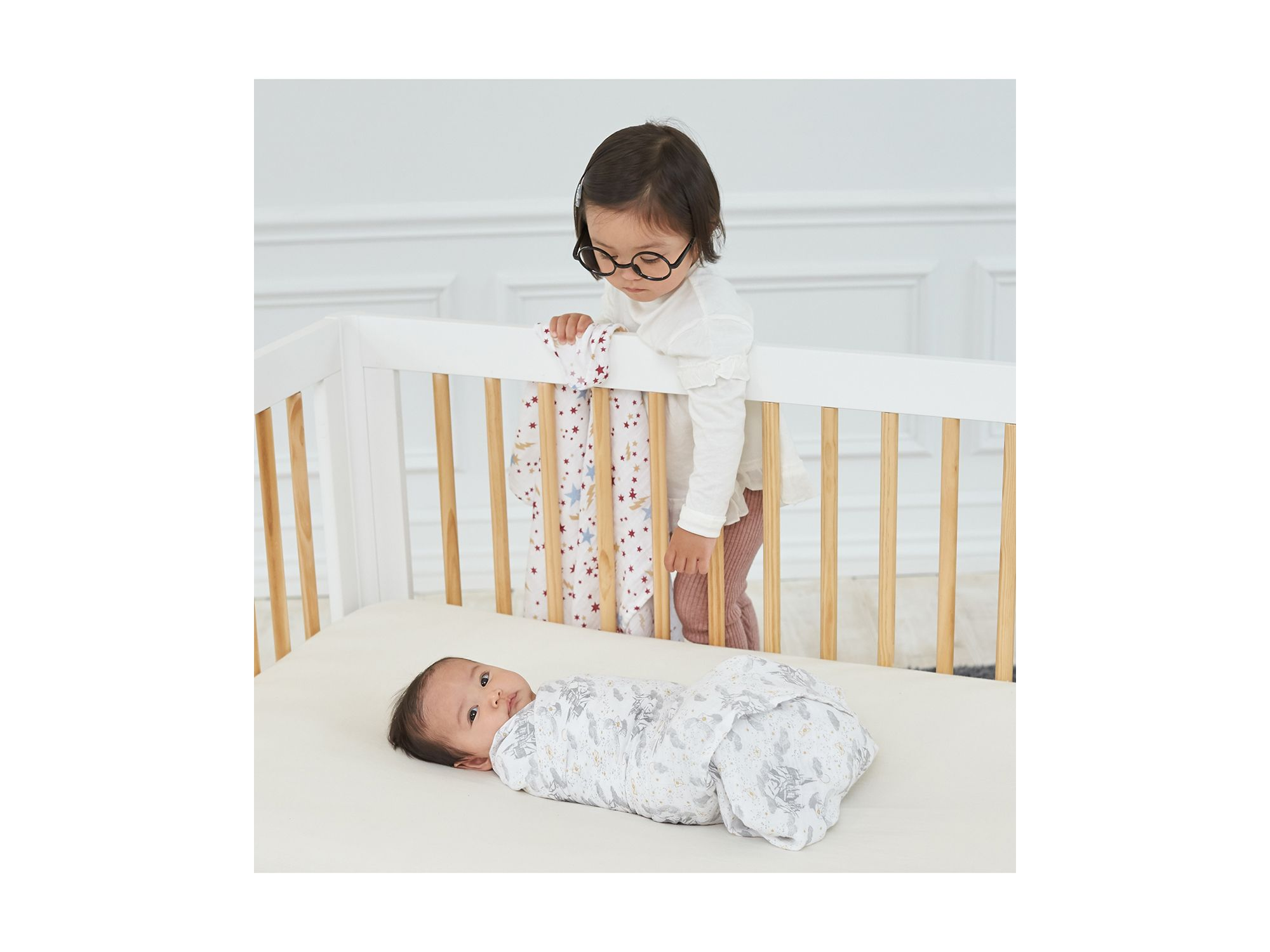 4 Pk. Harry Potter Printed Classic Swaddles — Image 6