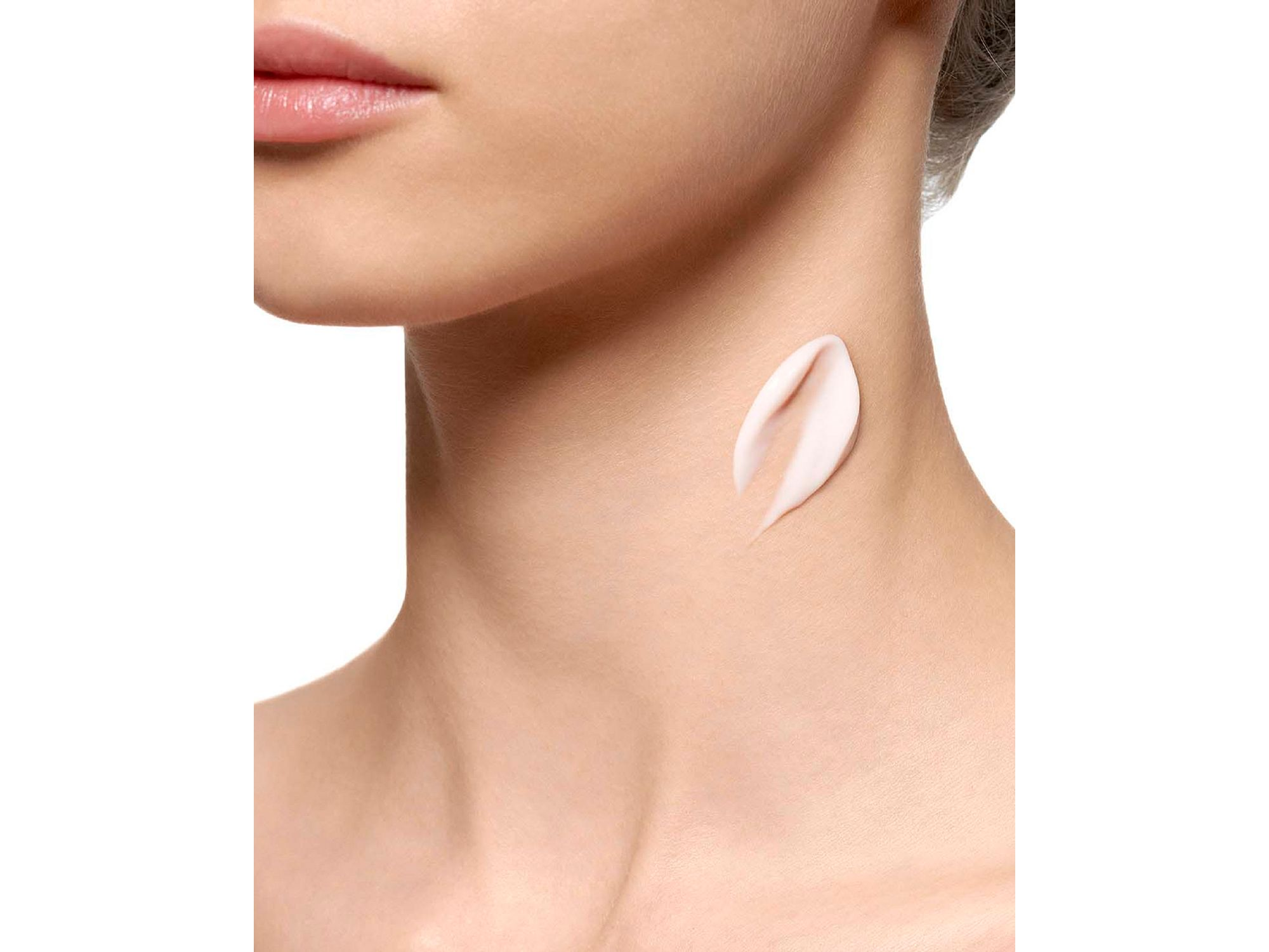 Super Restorative Anti-Aging Décoletté and Neck Cream — Image 3