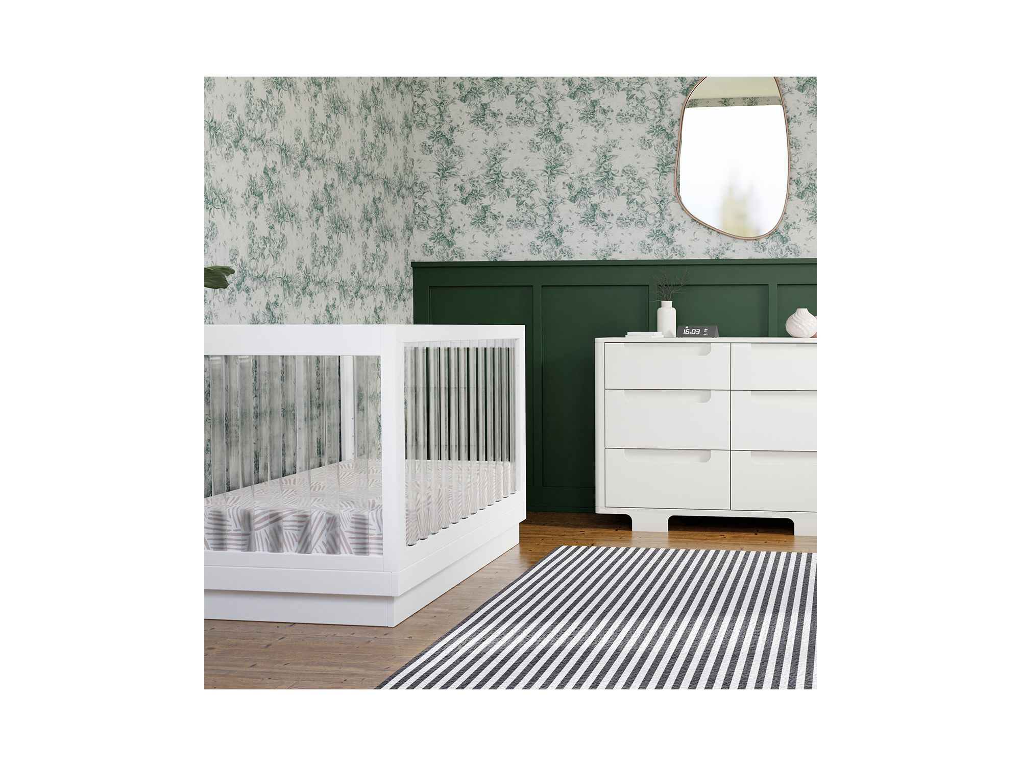 Harlow Acrylic 3-in-1 Convertible Crib — Image 7