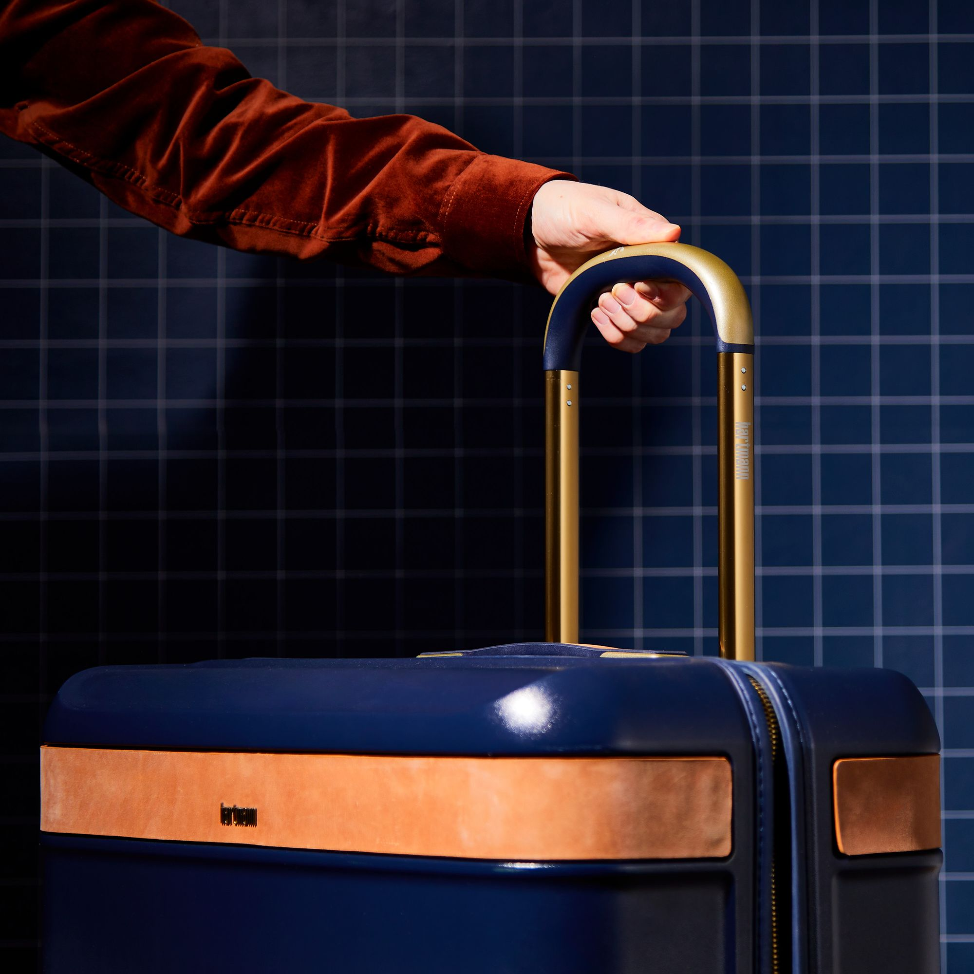 Reserve Large Exp Journey Suitcase — Image 12