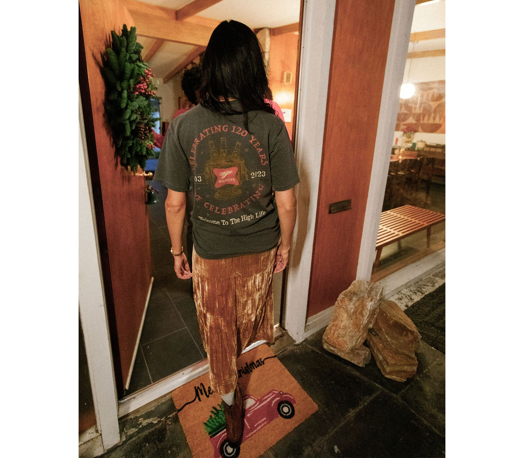 Unisex Miller High Life 120th Anniversary Vintage Tee — Image 4
