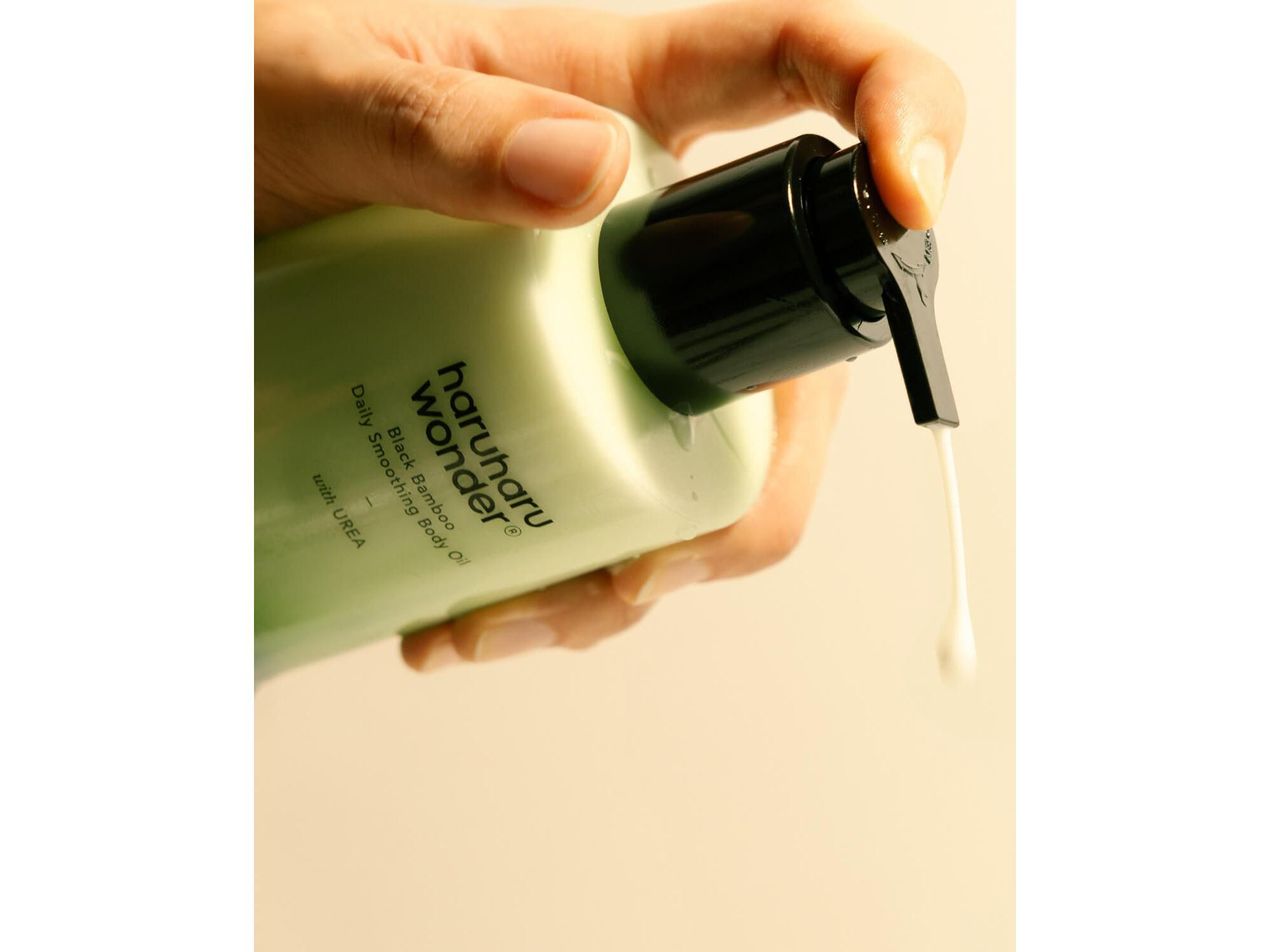 Black Bamboo Daily Smoothing Body Oil — Image 5