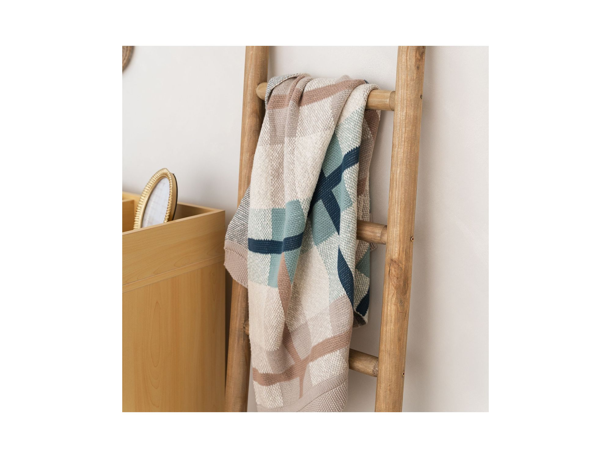 Unisex Charlie Farmhouse Knitted Plaid Blanket — Image 5