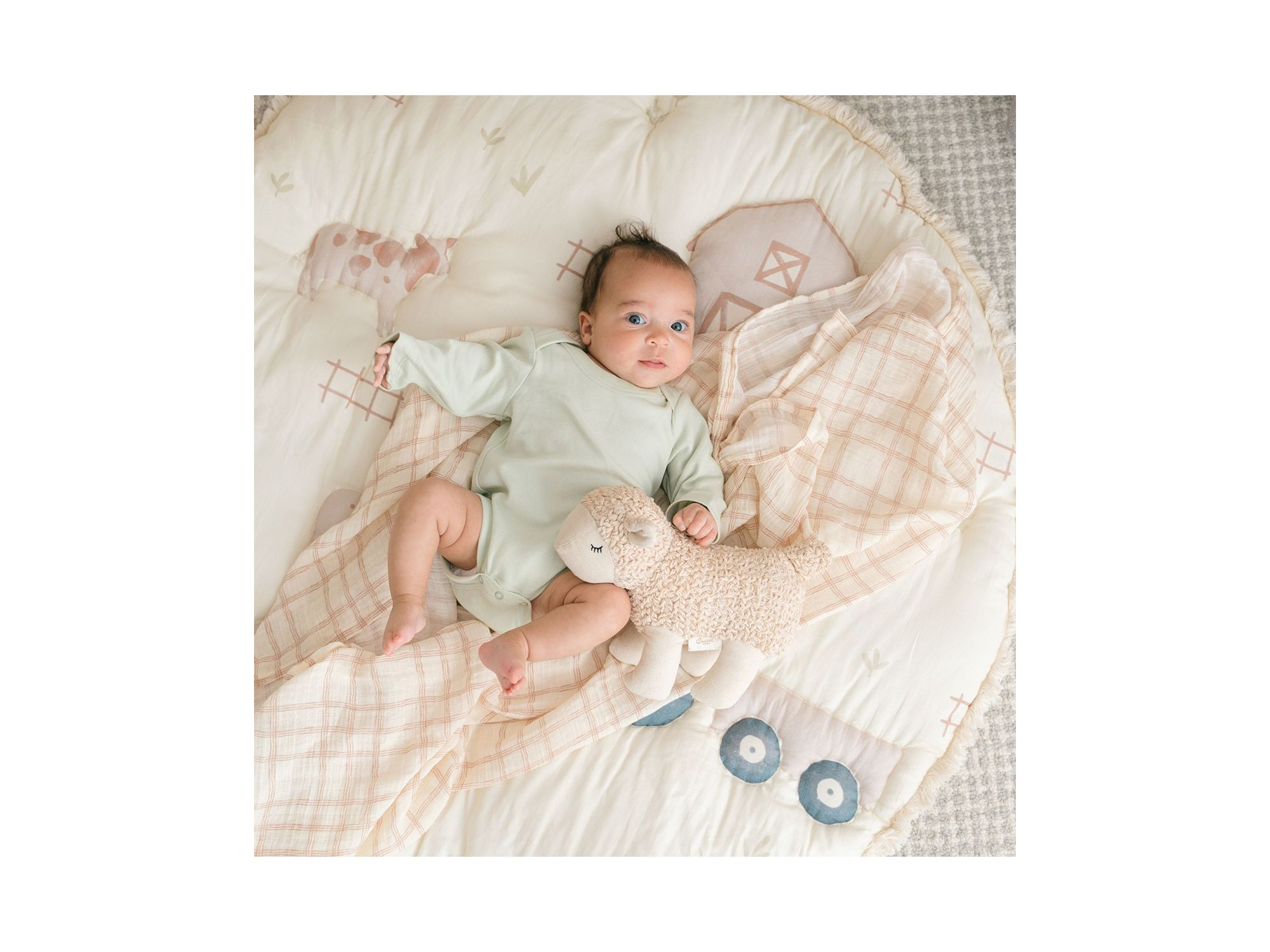 Charlie Farmhouse Quilted Play Mat — Image 4