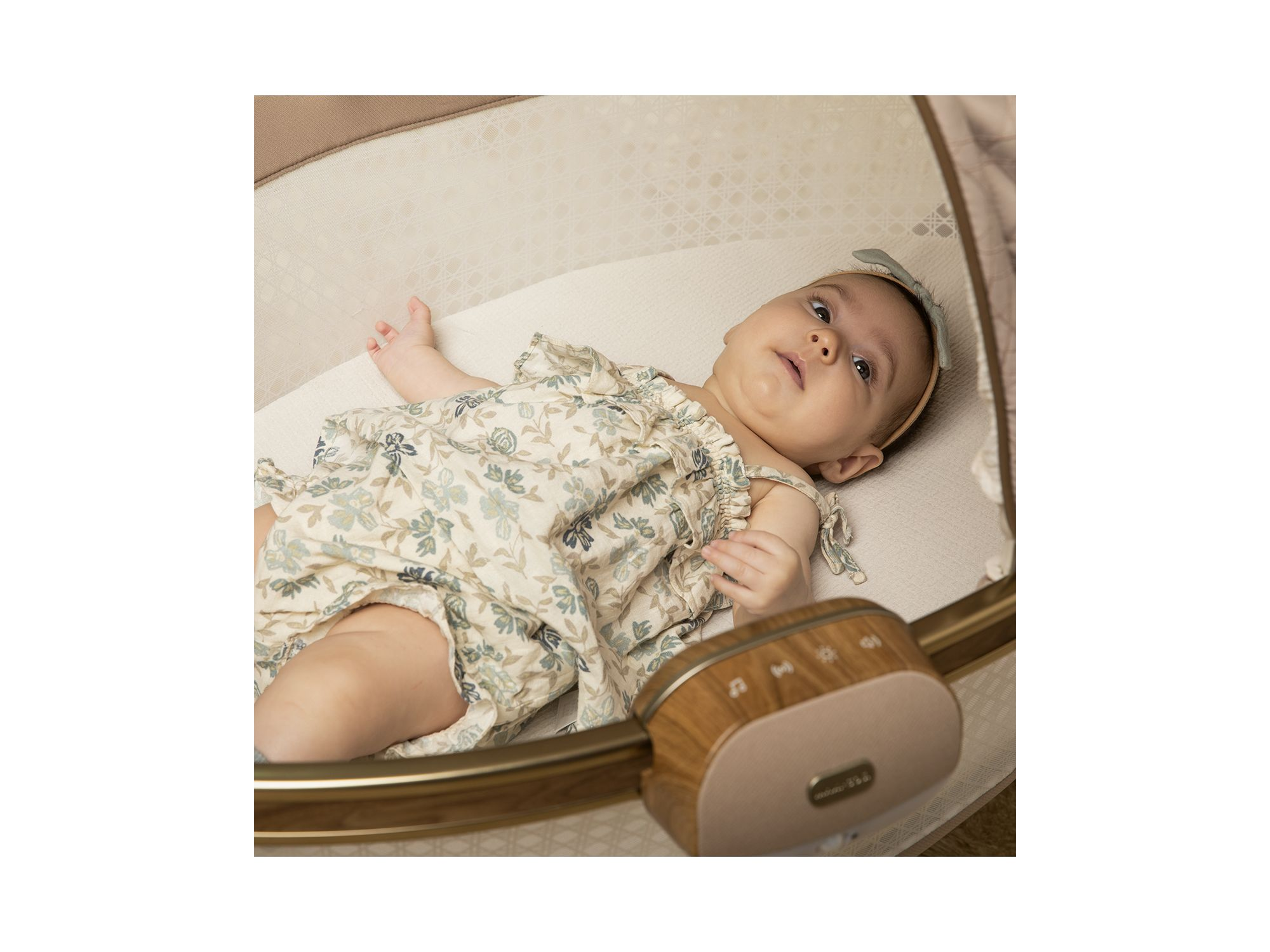 Sibia Bassinet — Image 9
