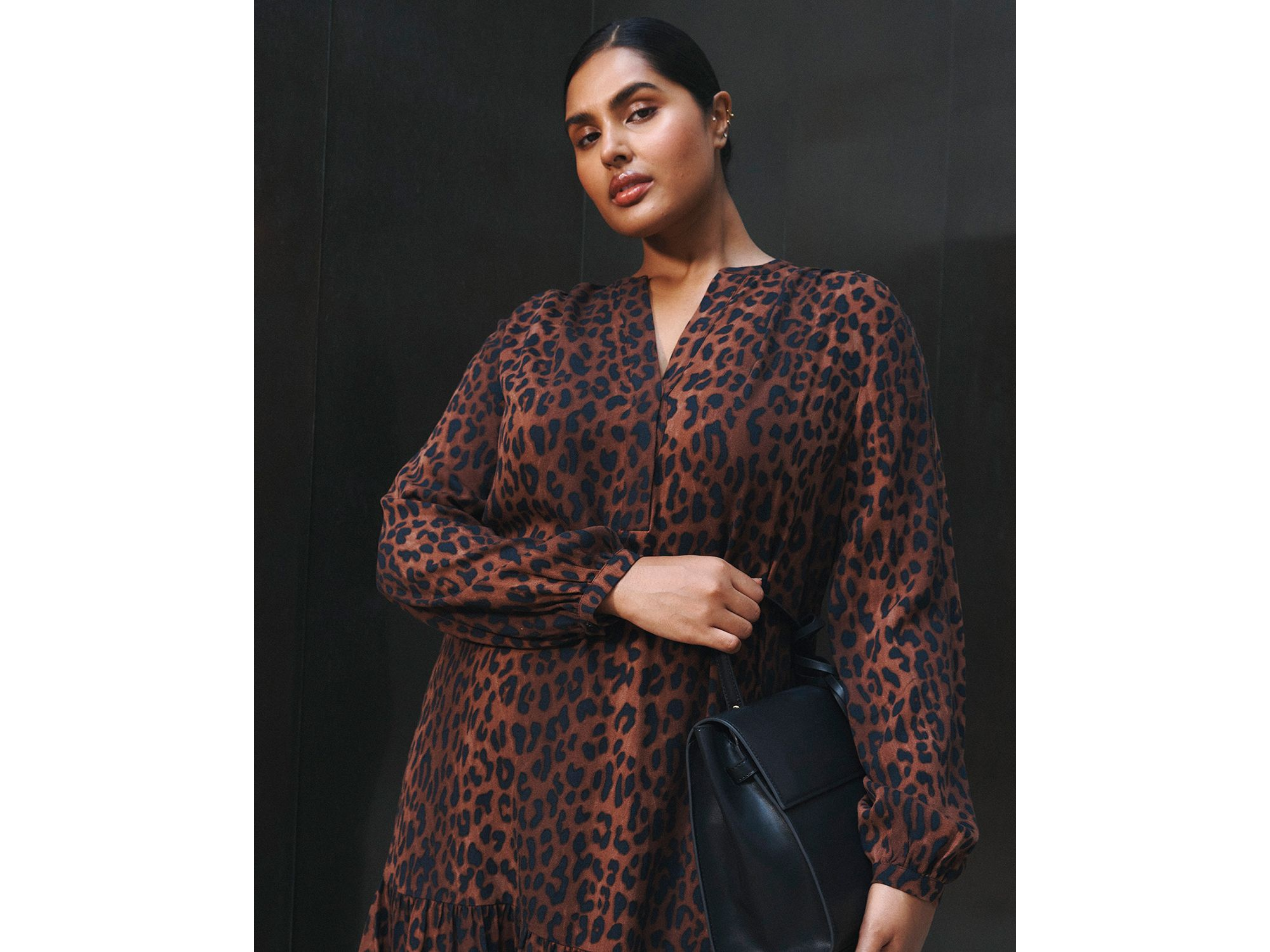 Leona Shift Dress — Image 3