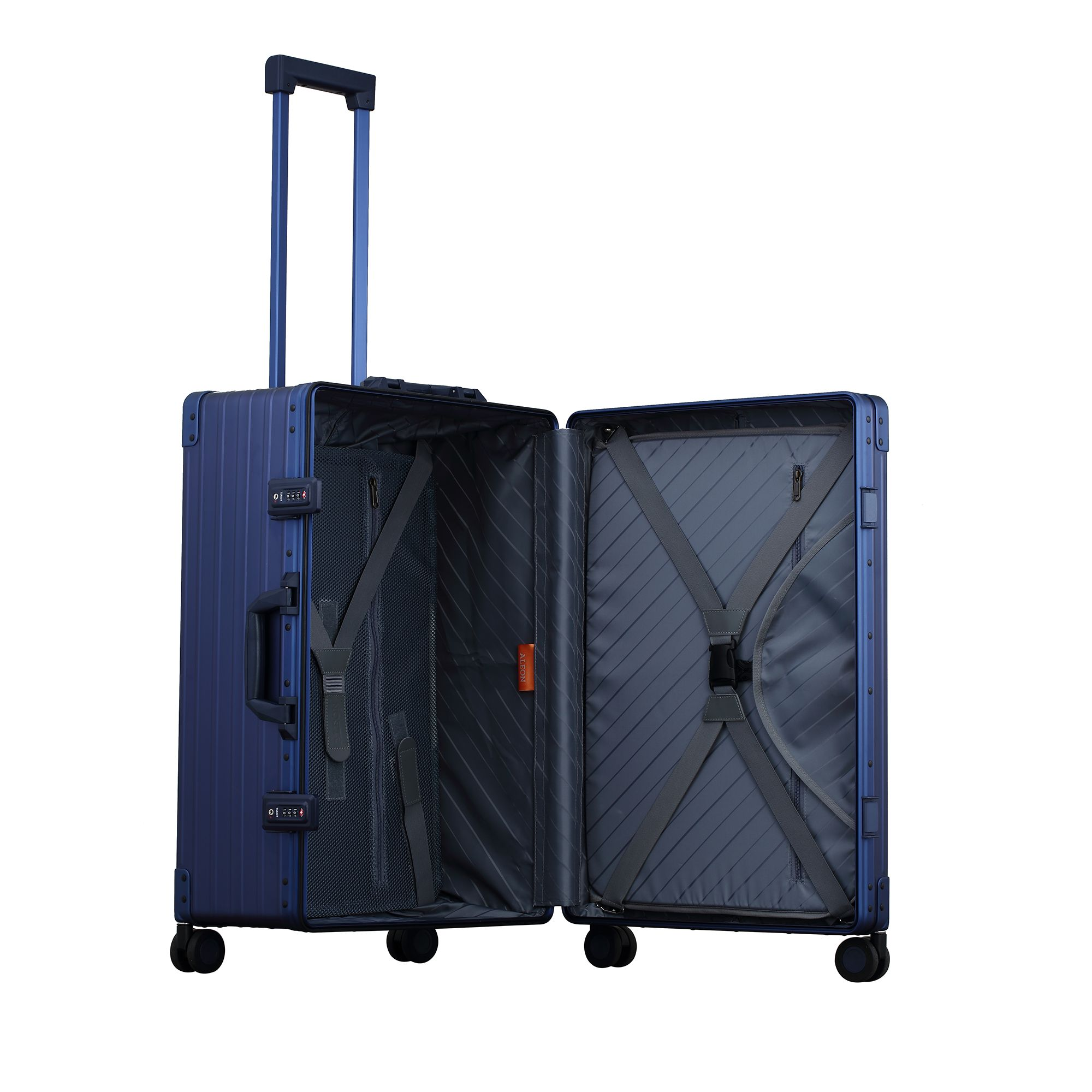 Traveler 26" Aluminum Spinner Suitcase — Image 3
