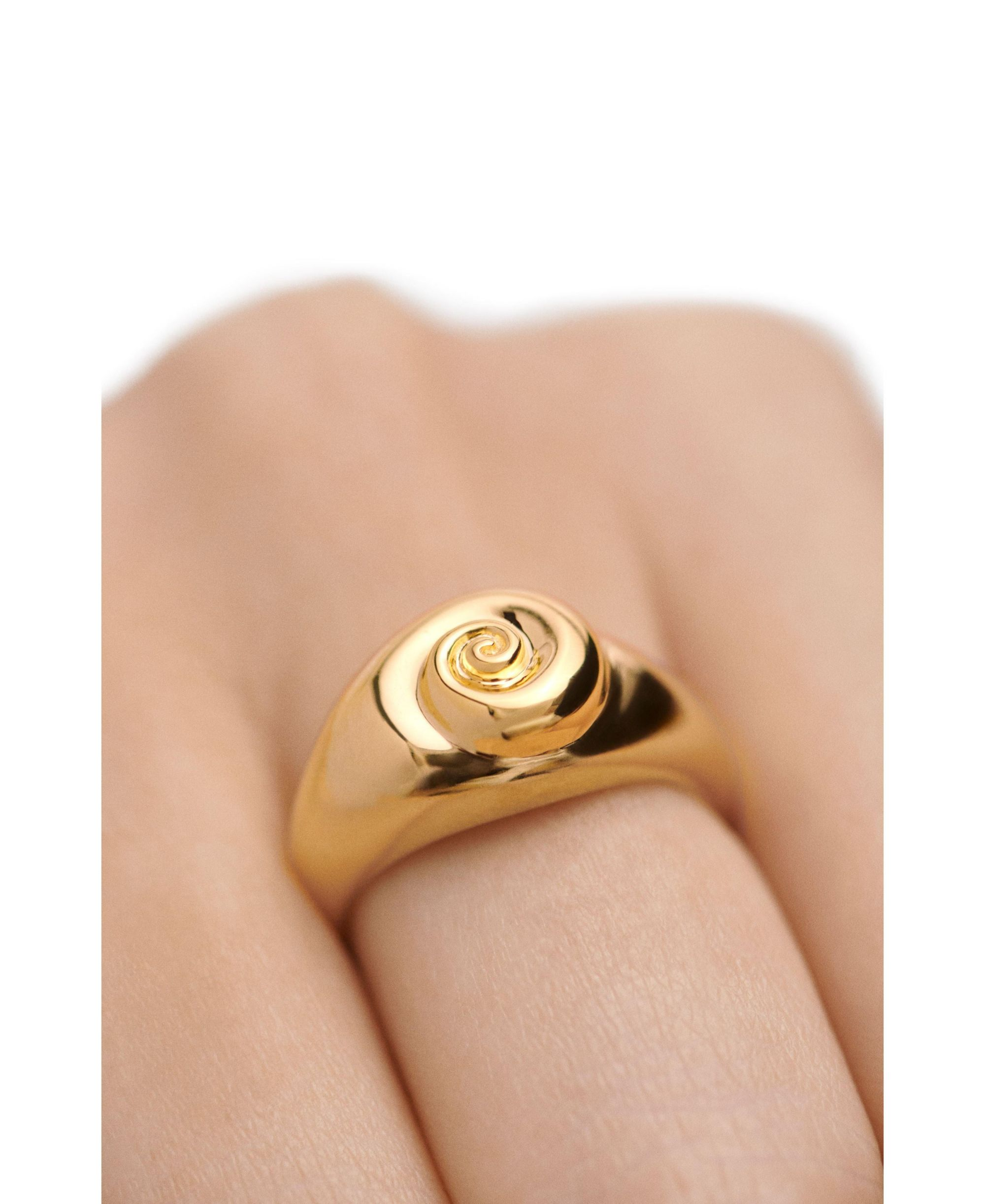 Women's Shell Ring — Image 3