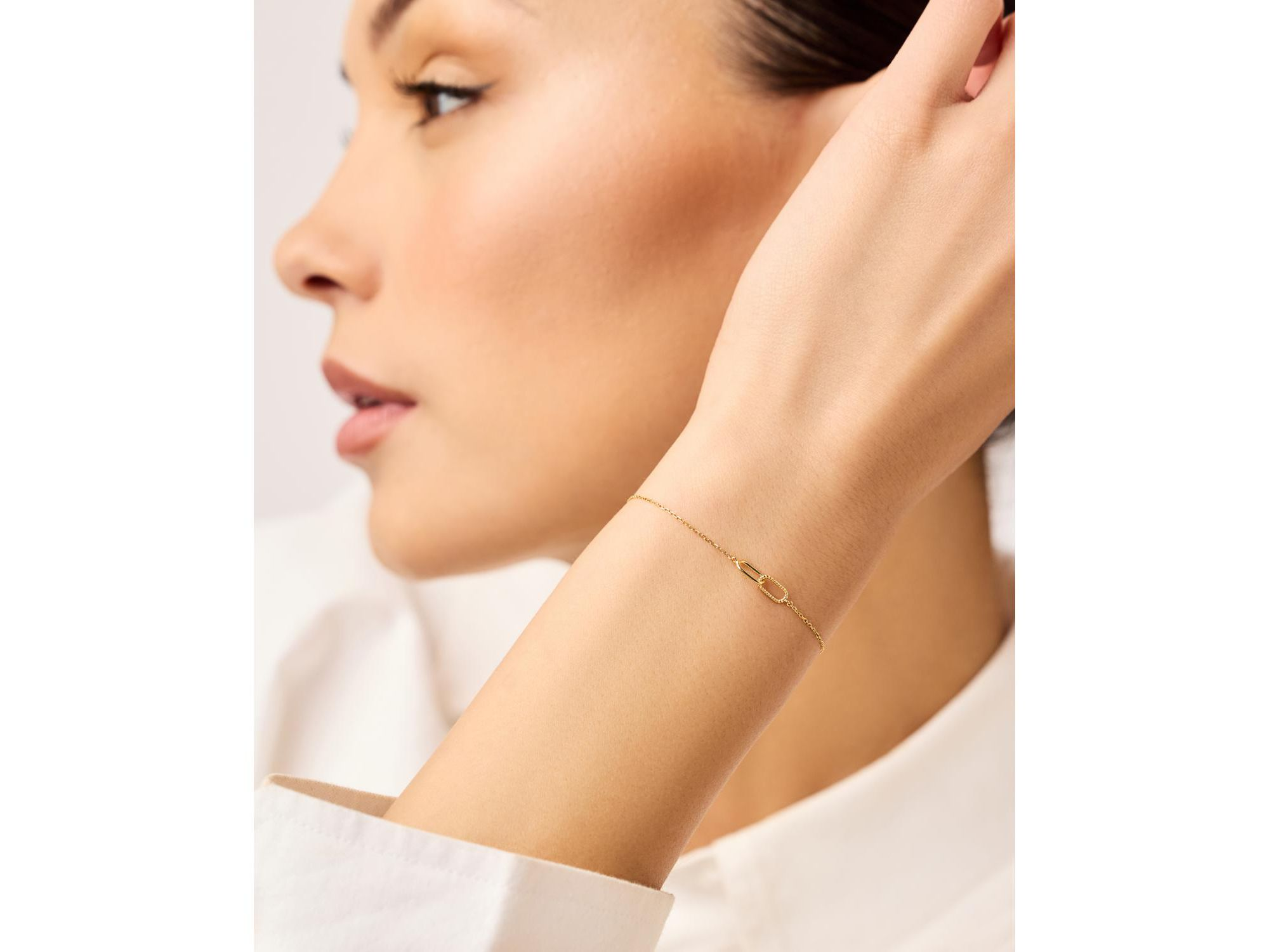 Gold Bracelet - Gold Twisted Link Bracelet — Image 4