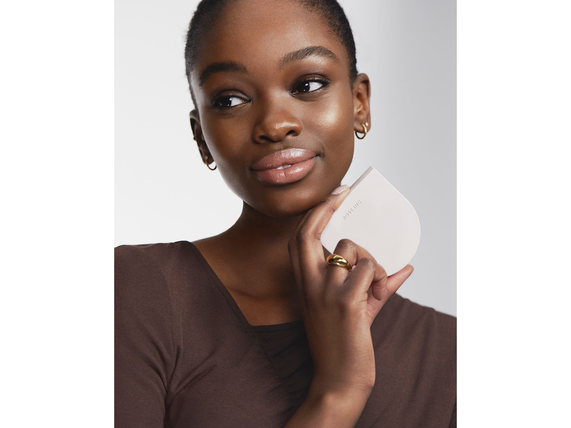 Solar Infusion Soft-Focus Cream Bronzer — Image 4