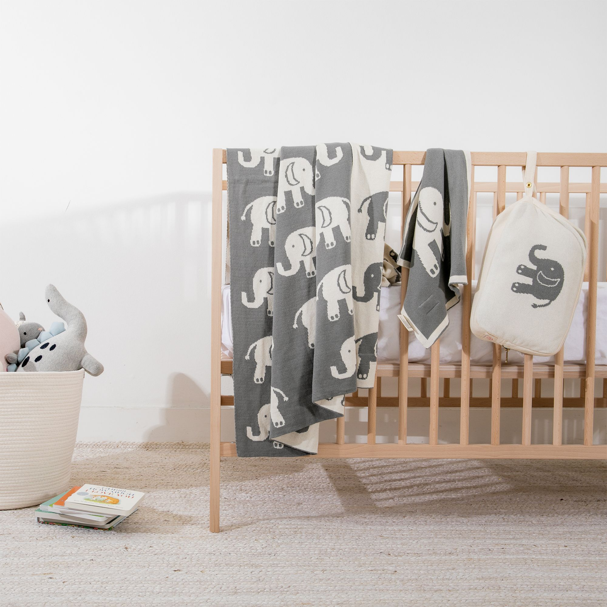 Elephant Love Baby Set - Image 1