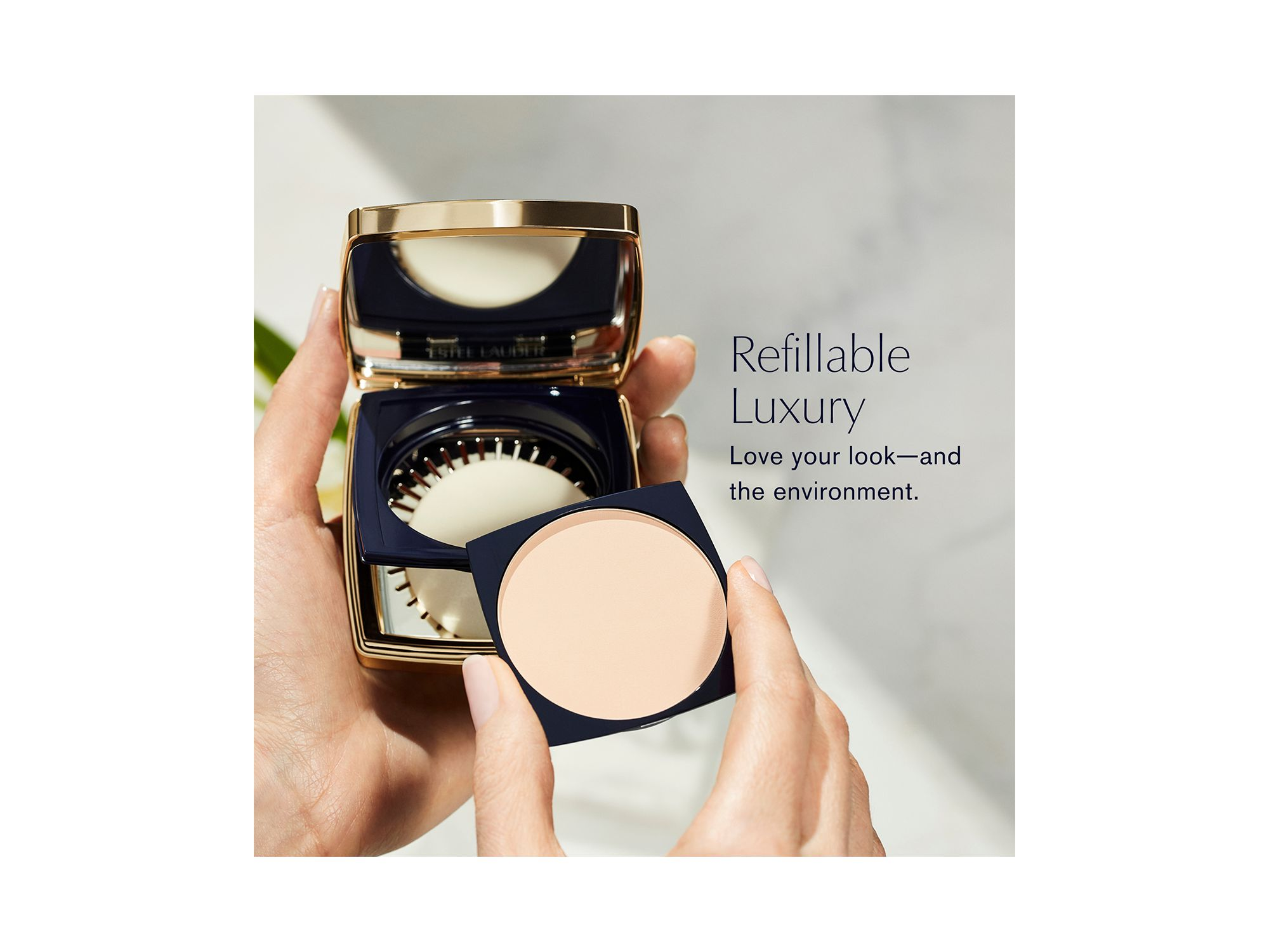 Double Wear Matte Powder Foundation — Image 7