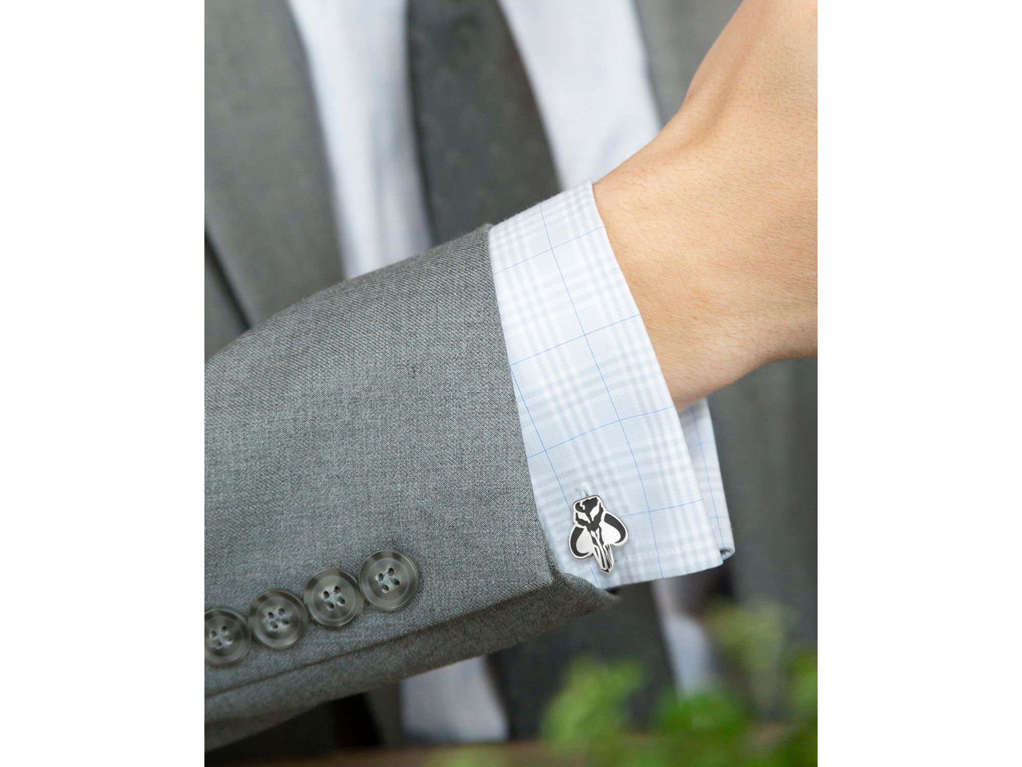Star Wars Mandalorian Cufflinks — Image 3